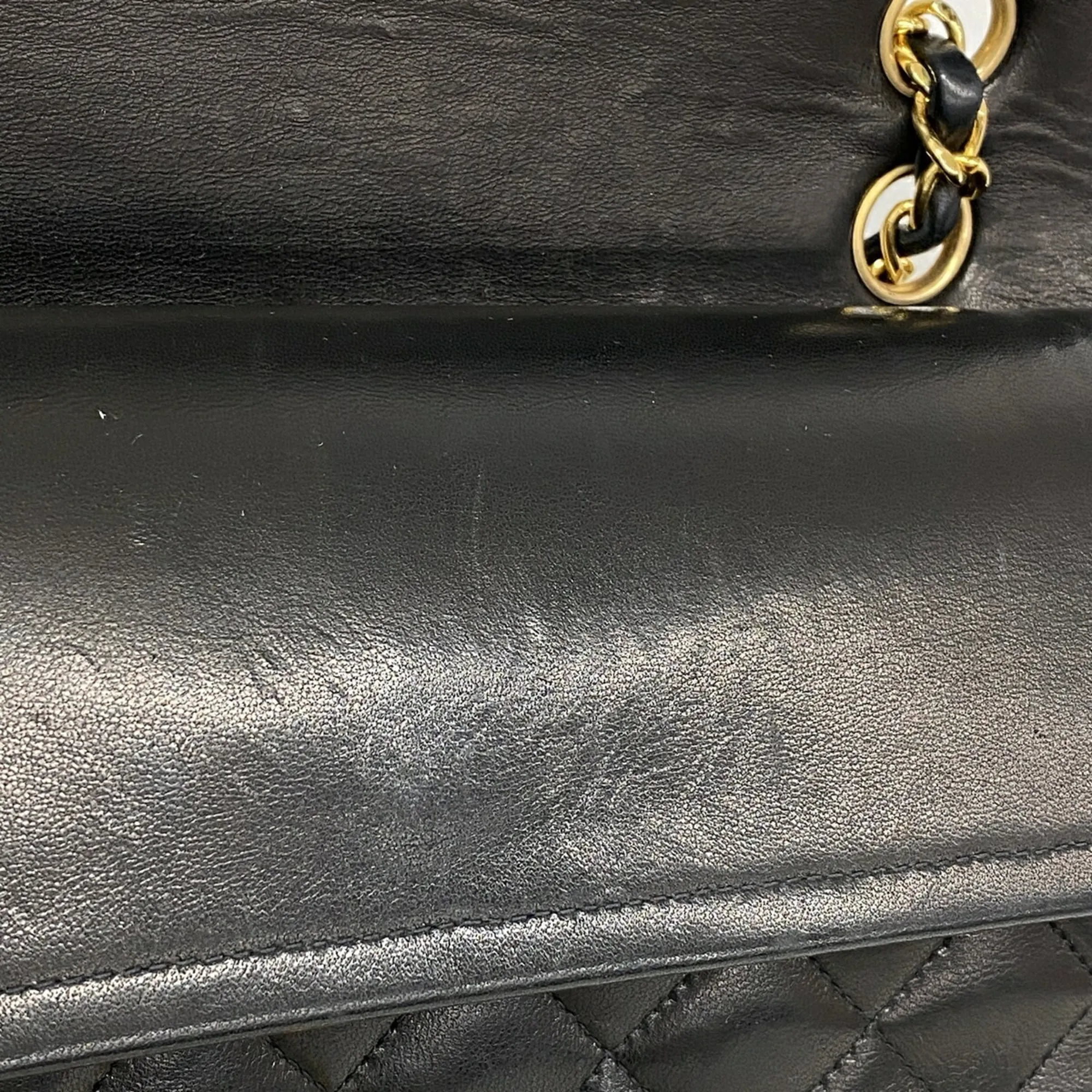 Leather Shoulder Bag (Pre-Owned) - Chanel - Modalova
