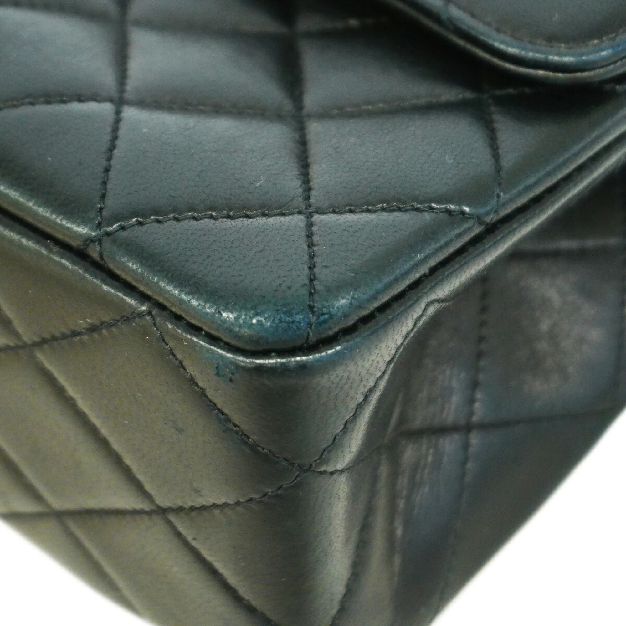 Leather Shoulder Bag (Pre-Owned) - Chanel - Modalova