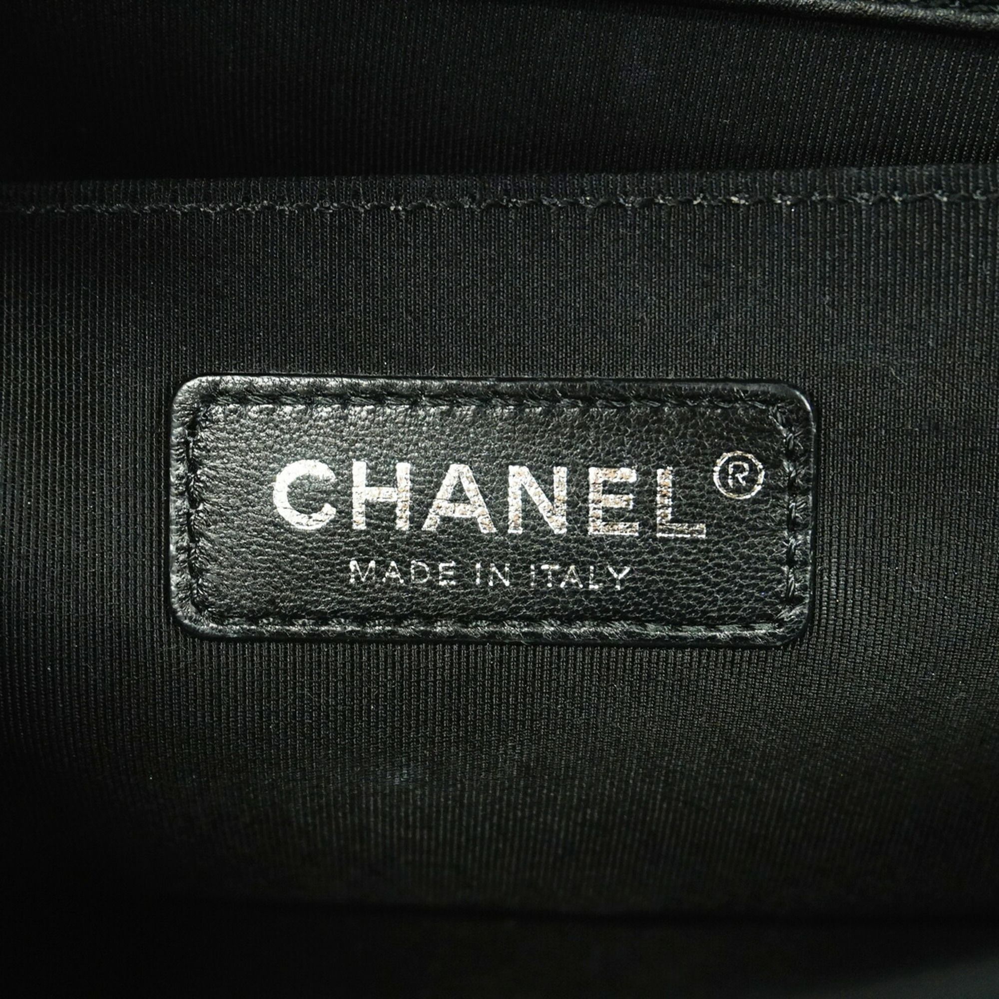 Leather Shoulder Bag (Pre-Owned) - Chanel - Modalova