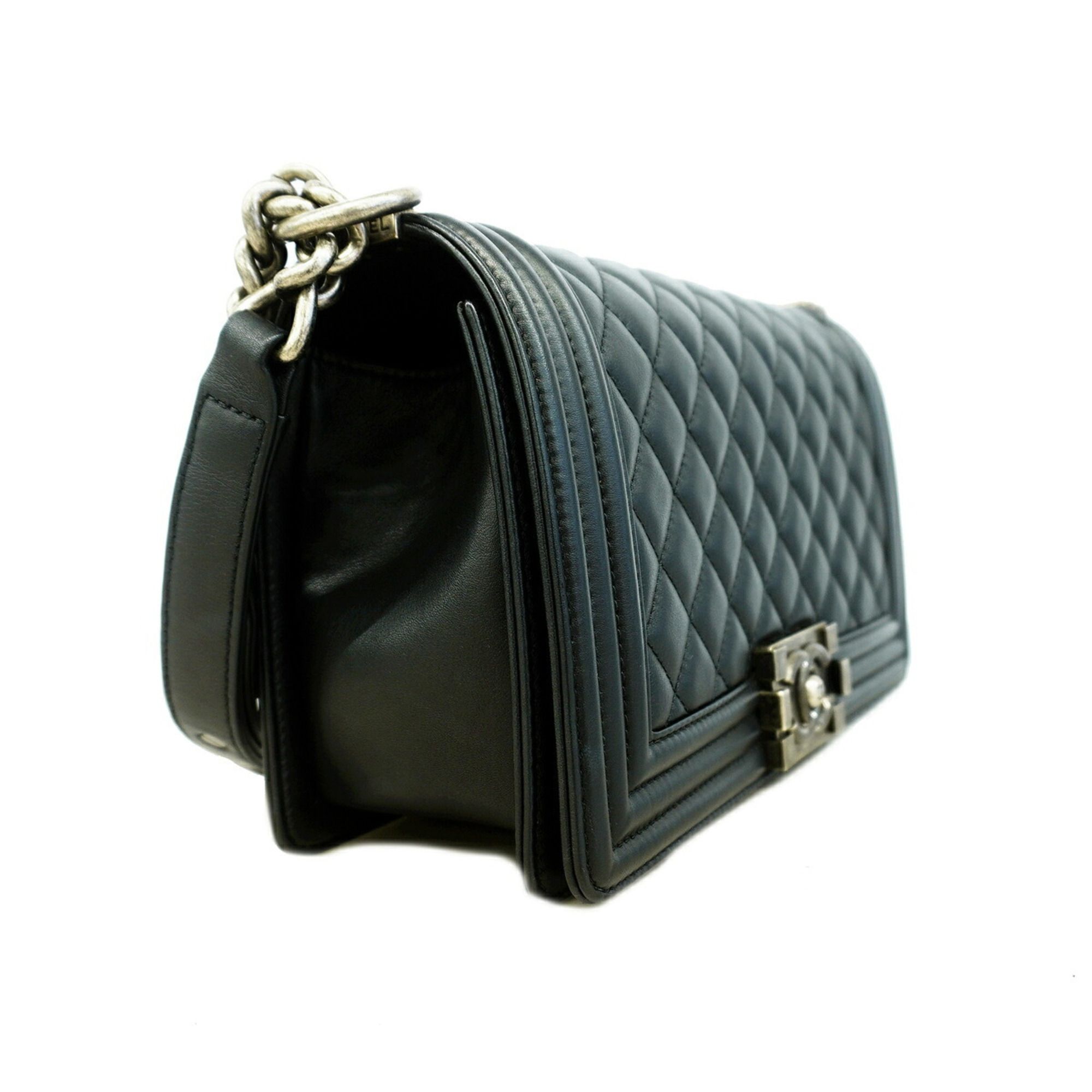 Leather Shoulder Bag (Pre-Owned) - Chanel - Modalova