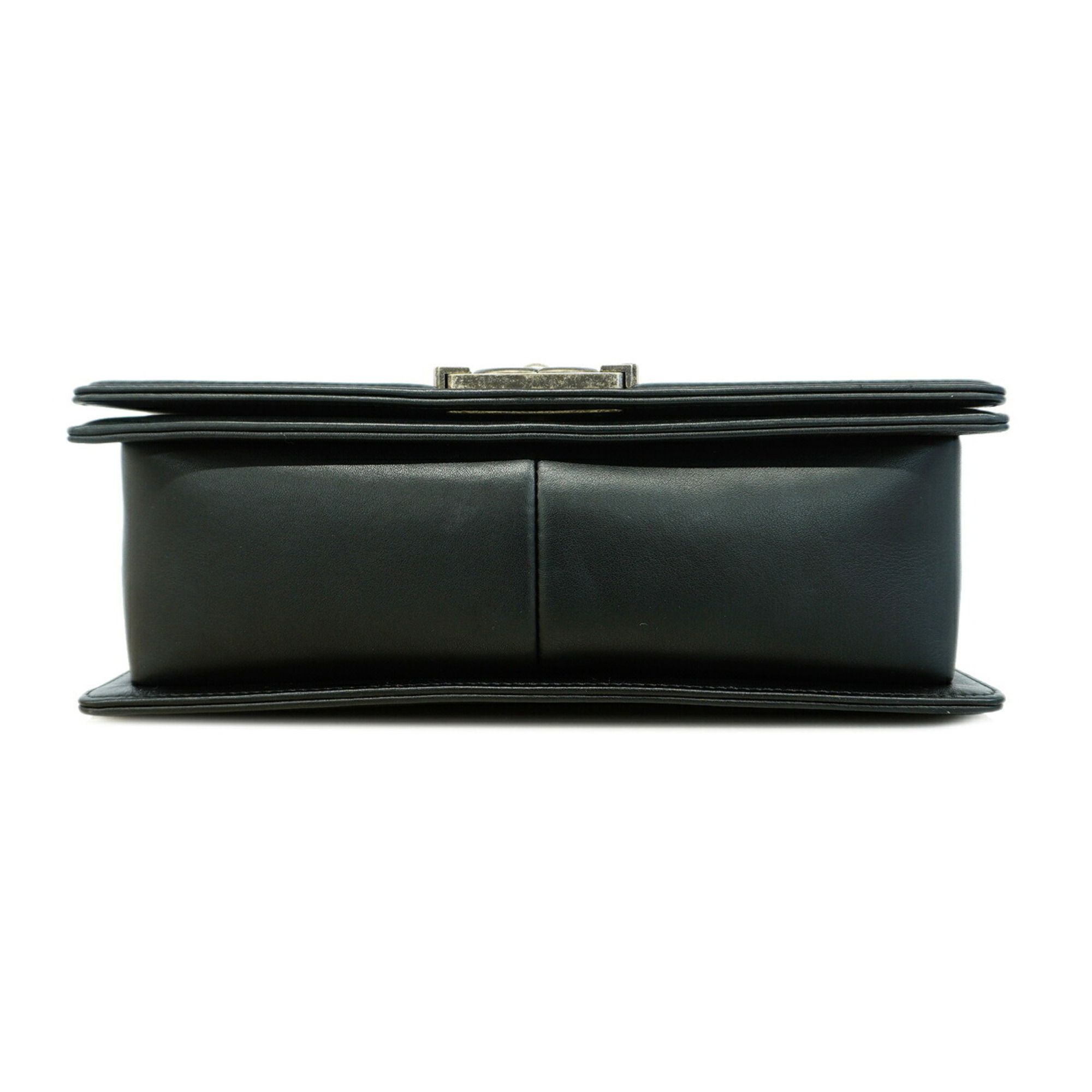 Leather Shoulder Bag (Pre-Owned) - Chanel - Modalova