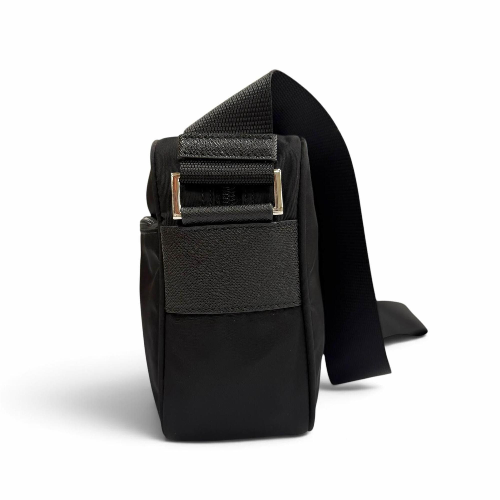 Nylon Leather Shoulder Bag (Pre-Owned) - Prada - Modalova