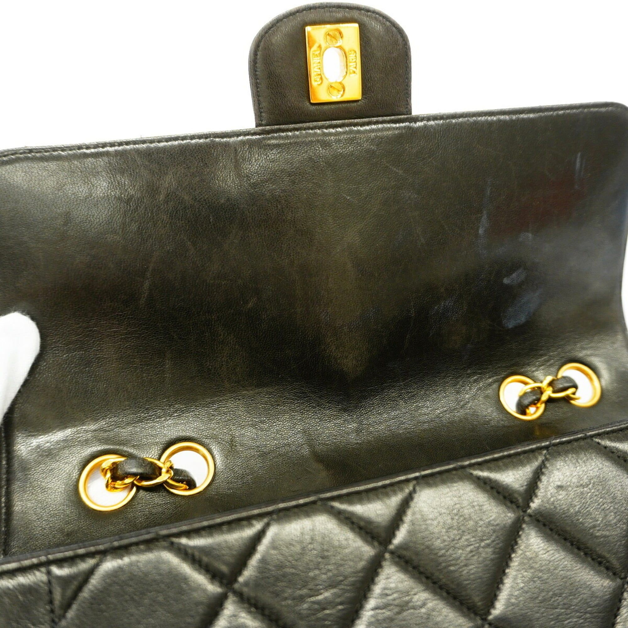 Leather Shoulder Bag (Pre-Owned) - Chanel - Modalova