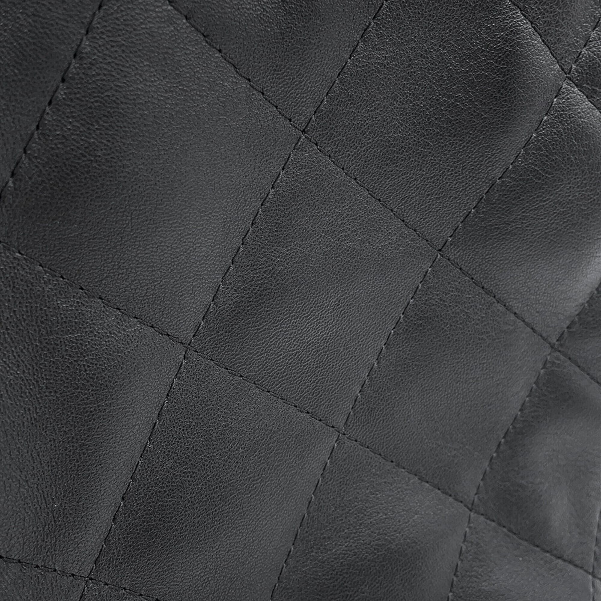 Matelasse Leather Backpack (Pre-Owned) - Chanel - Modalova