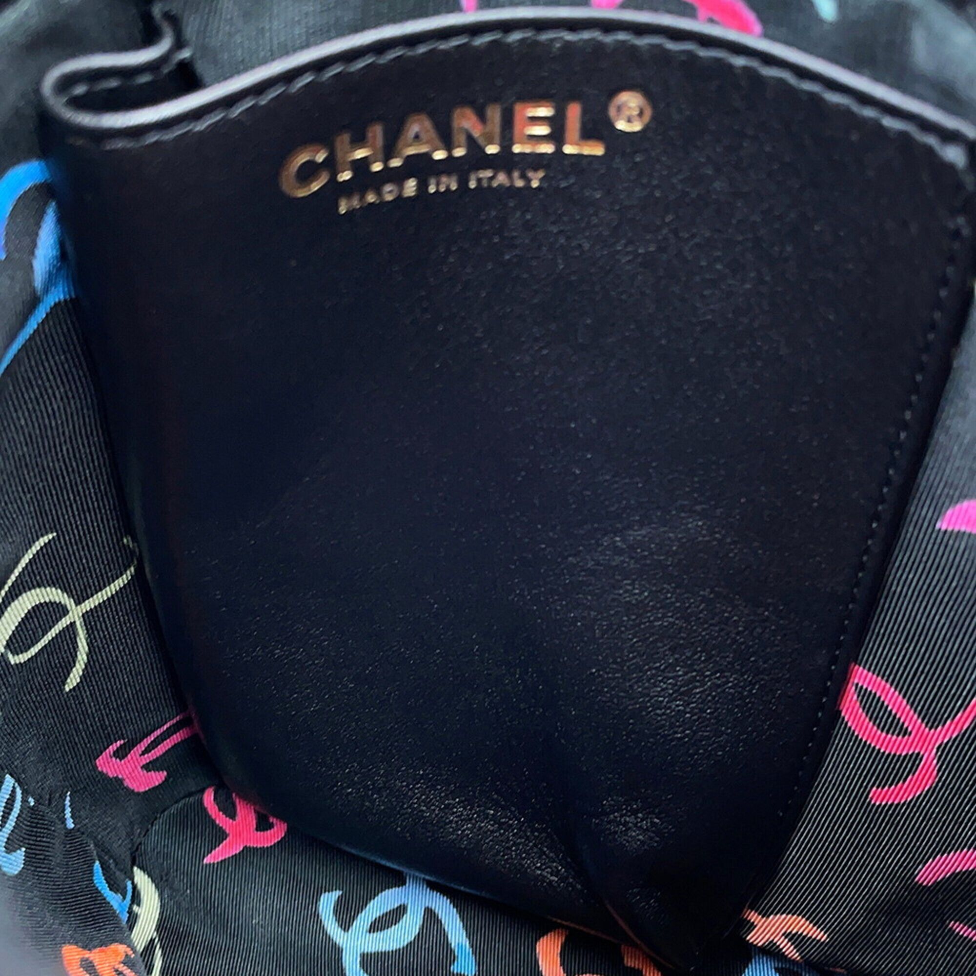 Matelasse Leather Backpack (Pre-Owned) - Chanel - Modalova