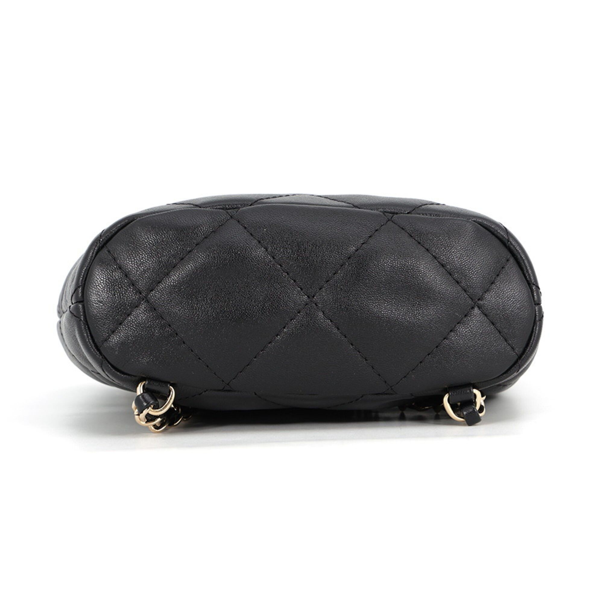 Matelasse Leather Backpack (Pre-Owned) - Chanel - Modalova