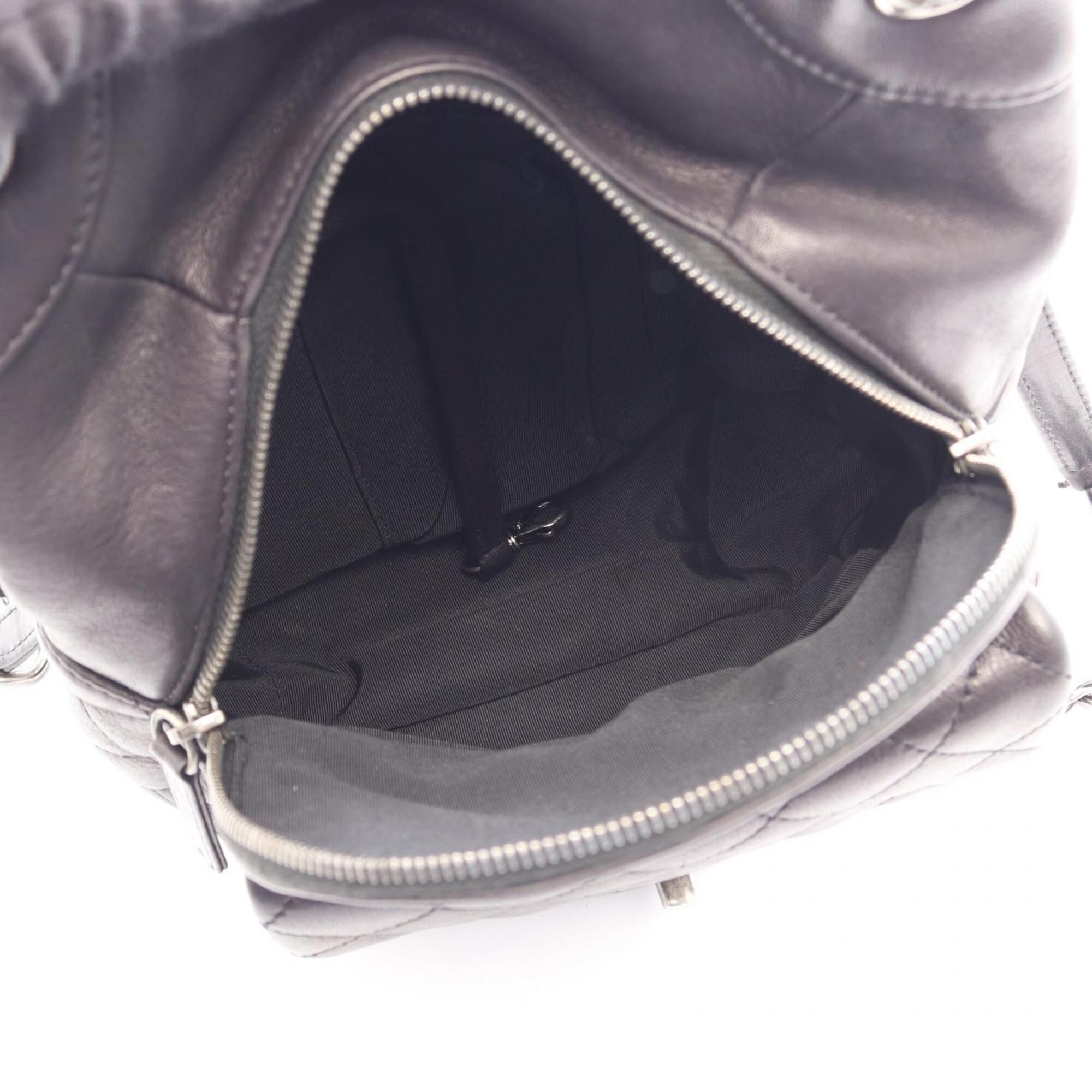 Matelasse Leather Backpack Handbag (Pre-Owned) - Chanel - Modalova
