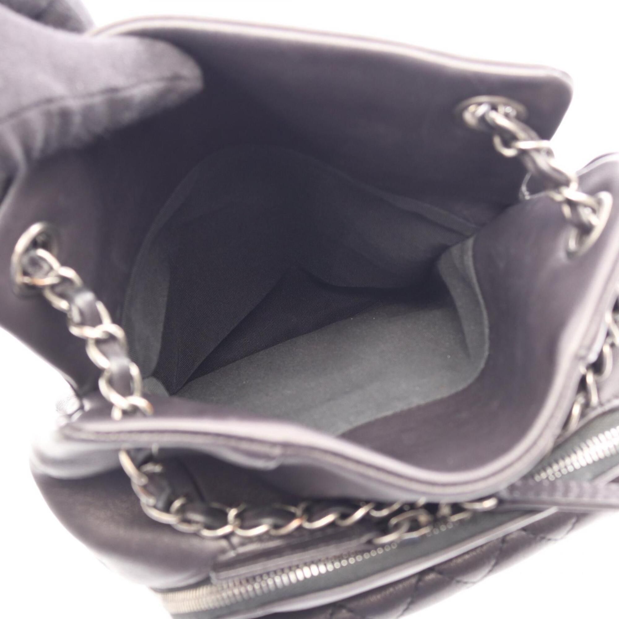 Matelasse Leather Backpack Handbag (Pre-Owned) - Chanel - Modalova