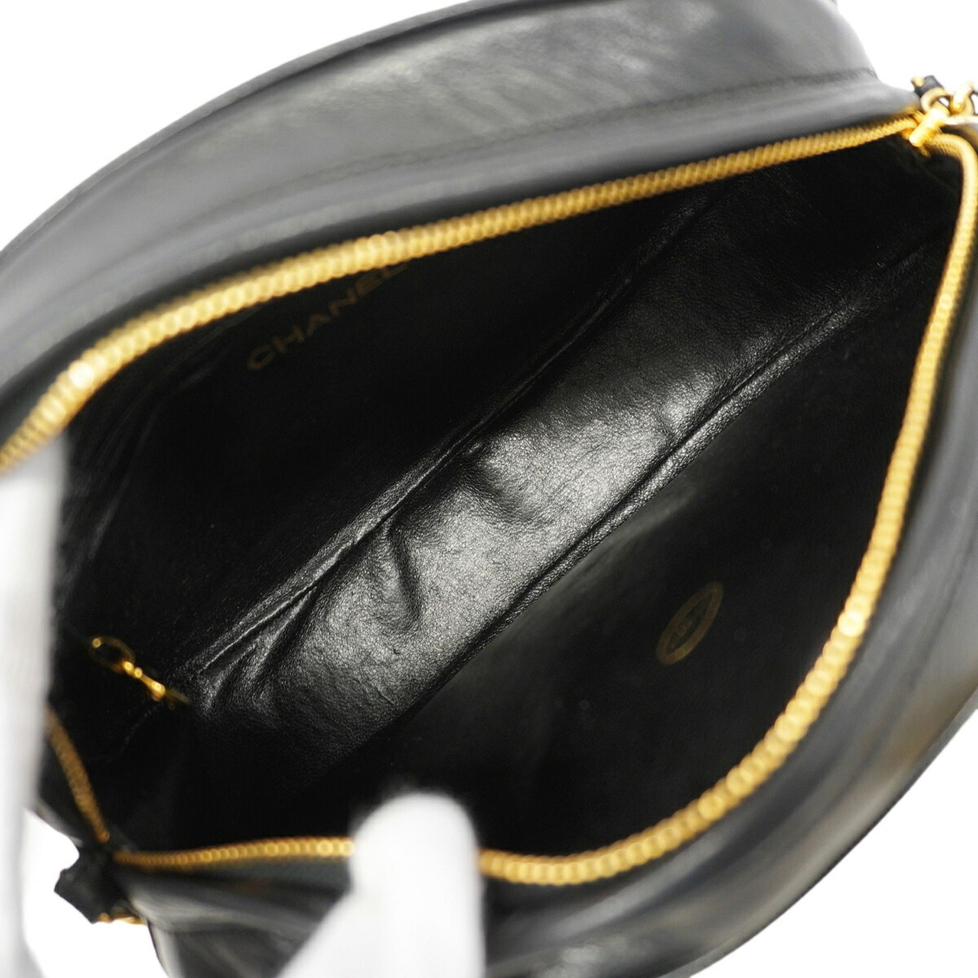 Leather Shoulder Bag (Pre-Owned) - Chanel - Modalova