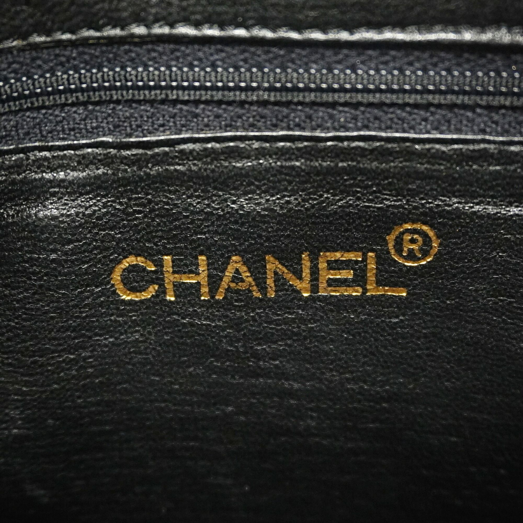 Leather Shoulder Bag (Pre-Owned) - Chanel - Modalova