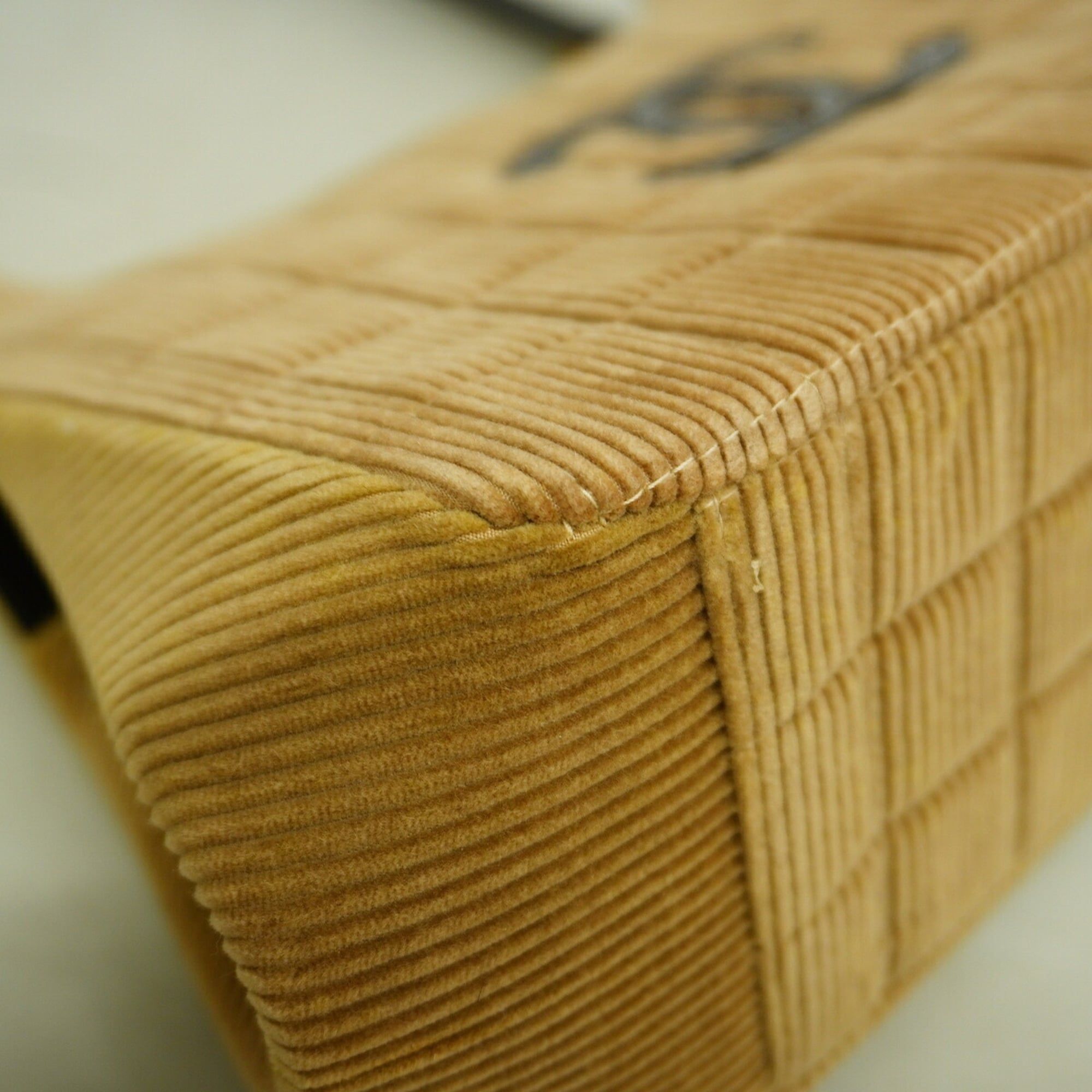 Cord Shoulder Bag (Pre-Owned) - Chanel - Modalova
