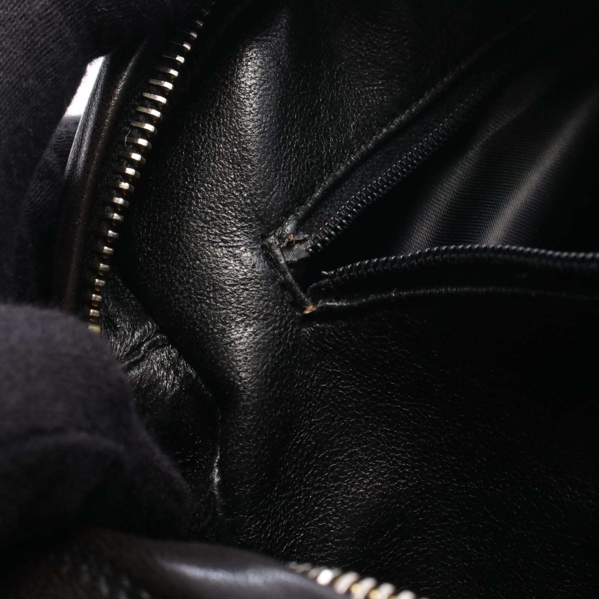 Leather Handbag Shoulder Bag (Pre-Owned) - Chanel - Modalova