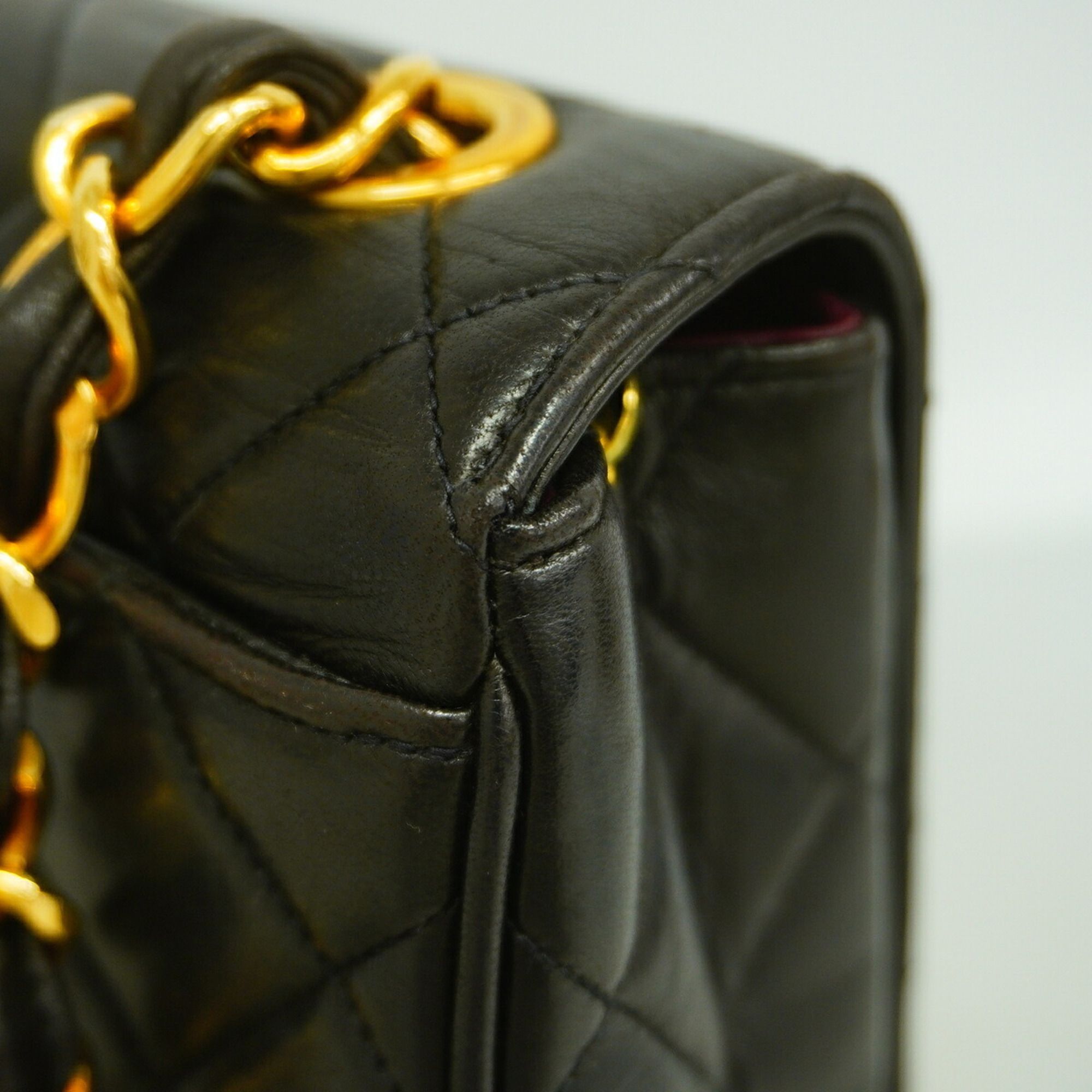 Leather Shoulder Bag (Pre-Owned) - Chanel - Modalova