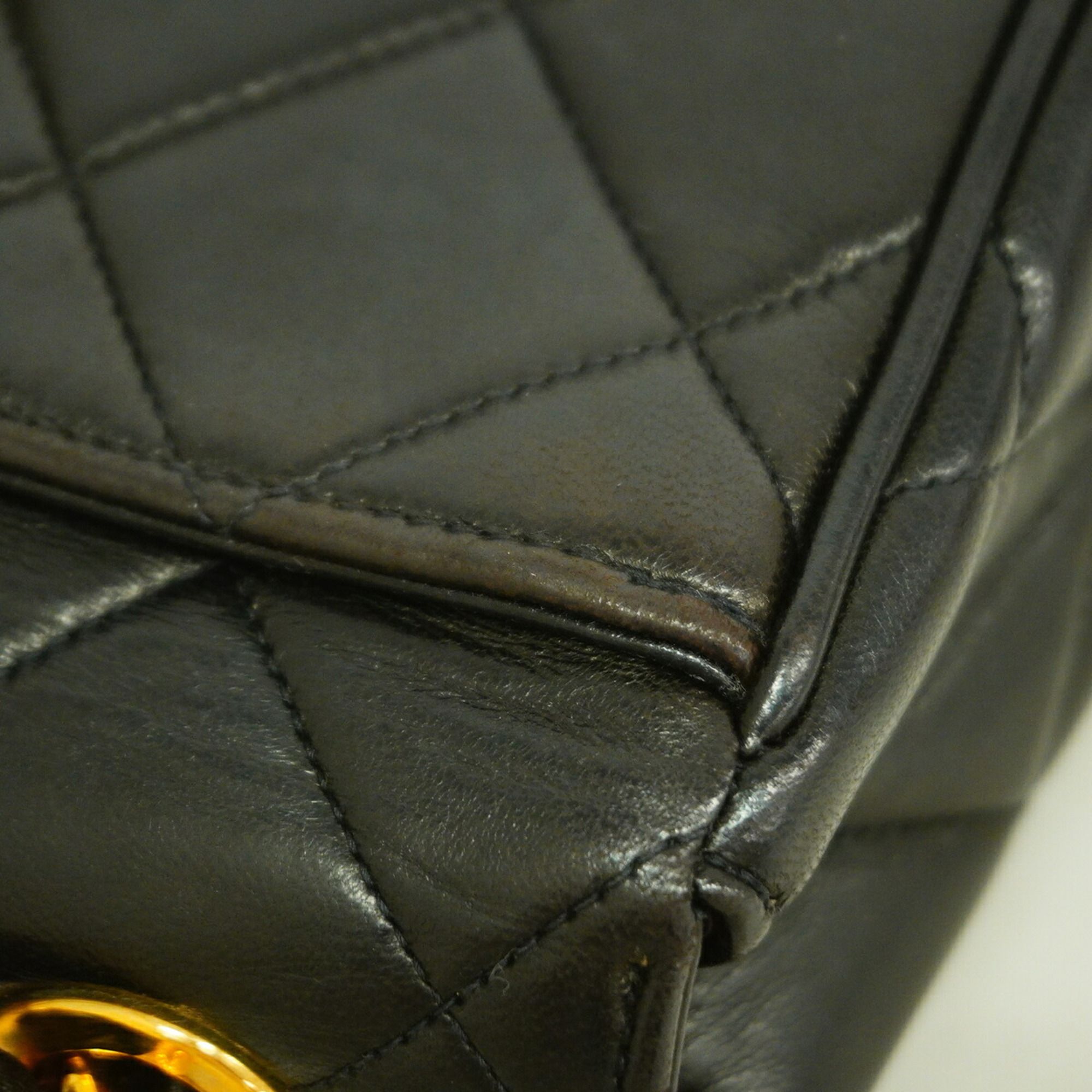 Leather Shoulder Bag (Pre-Owned) - Chanel - Modalova