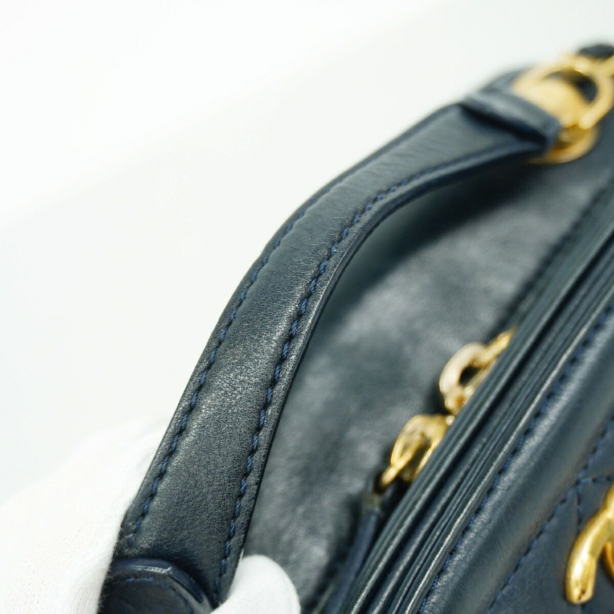 Leather Handbag (Pre-Owned) - Chanel - Modalova