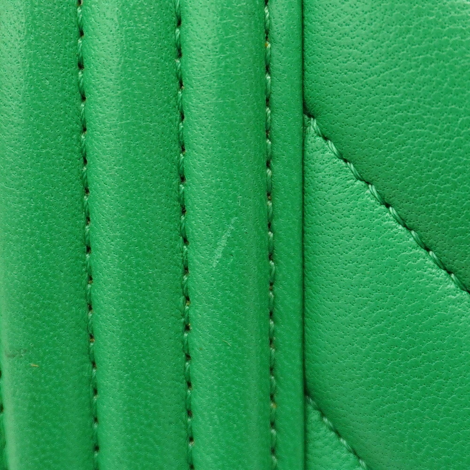 Leather Shoulder Bag (Pre-Owned) - Chanel - Modalova