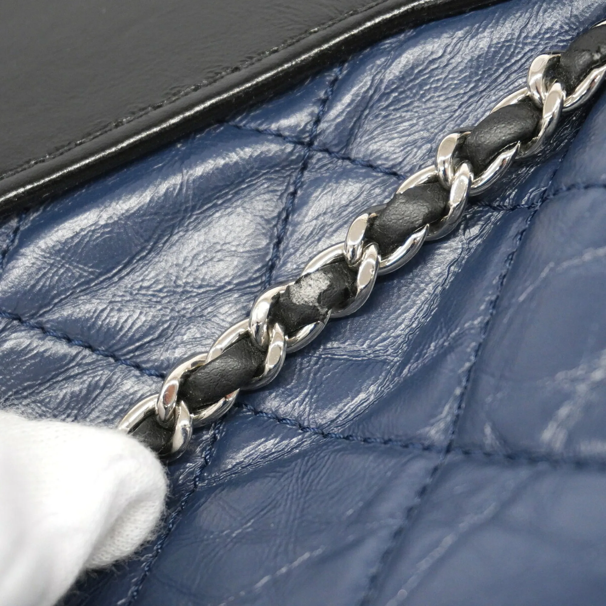 Leather Shoulder Bag (Pre-Owned) - Chanel - Modalova
