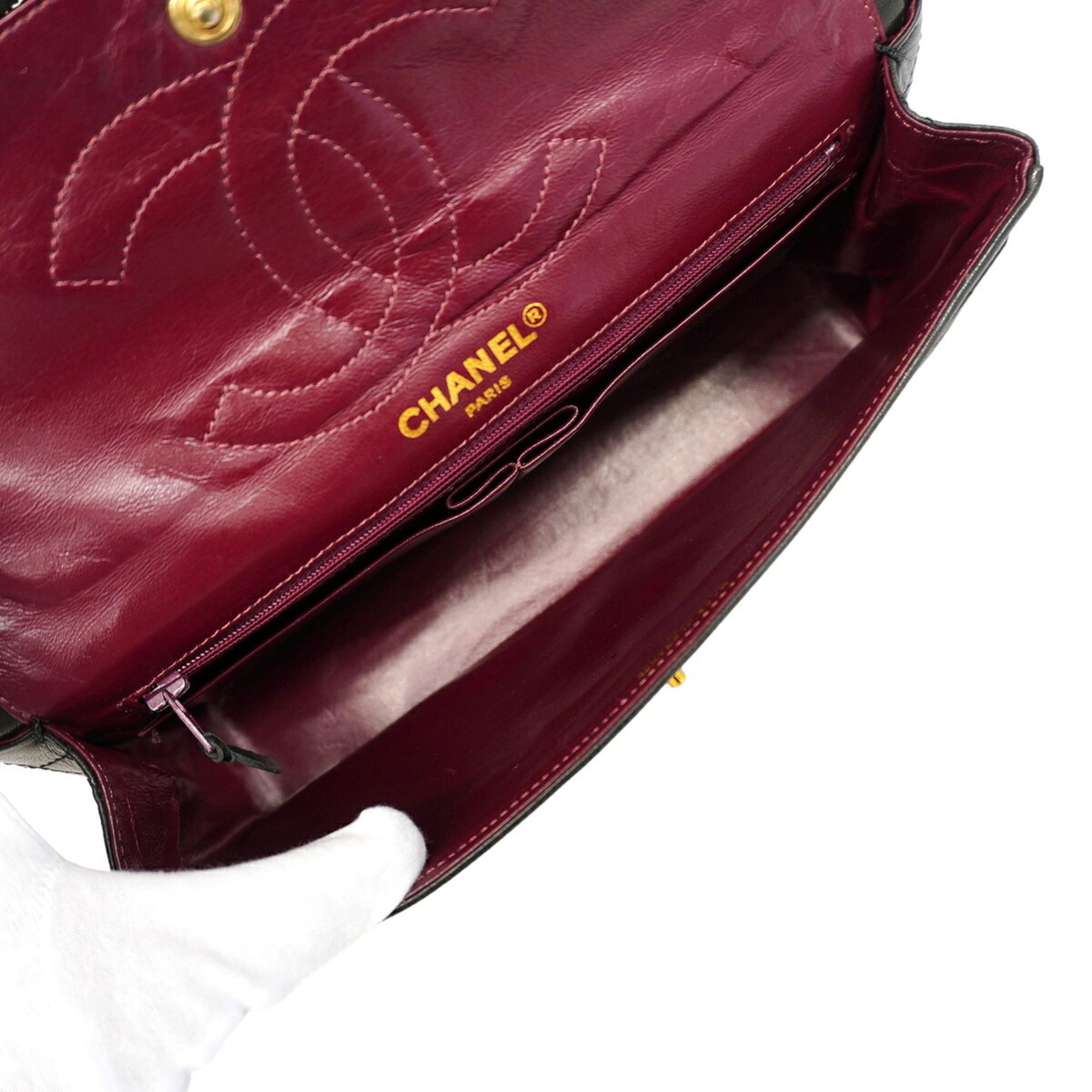Leather Shoulder Bag (Pre-Owned) - Chanel - Modalova