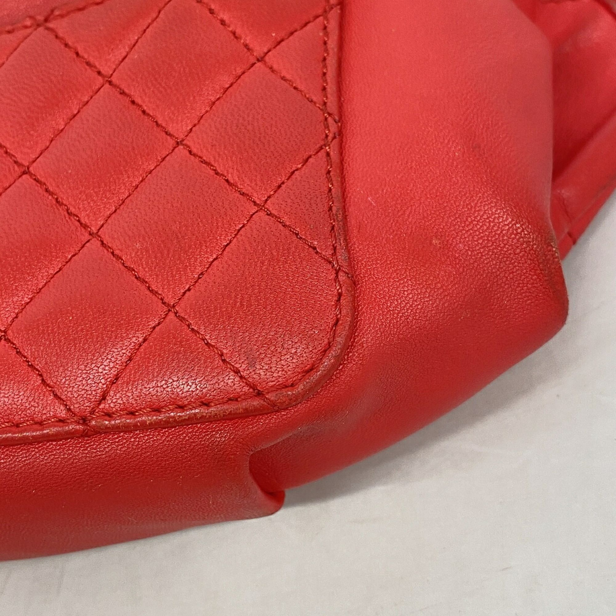 Leather Sling Bag (Pre-Owned) - Chanel - Modalova