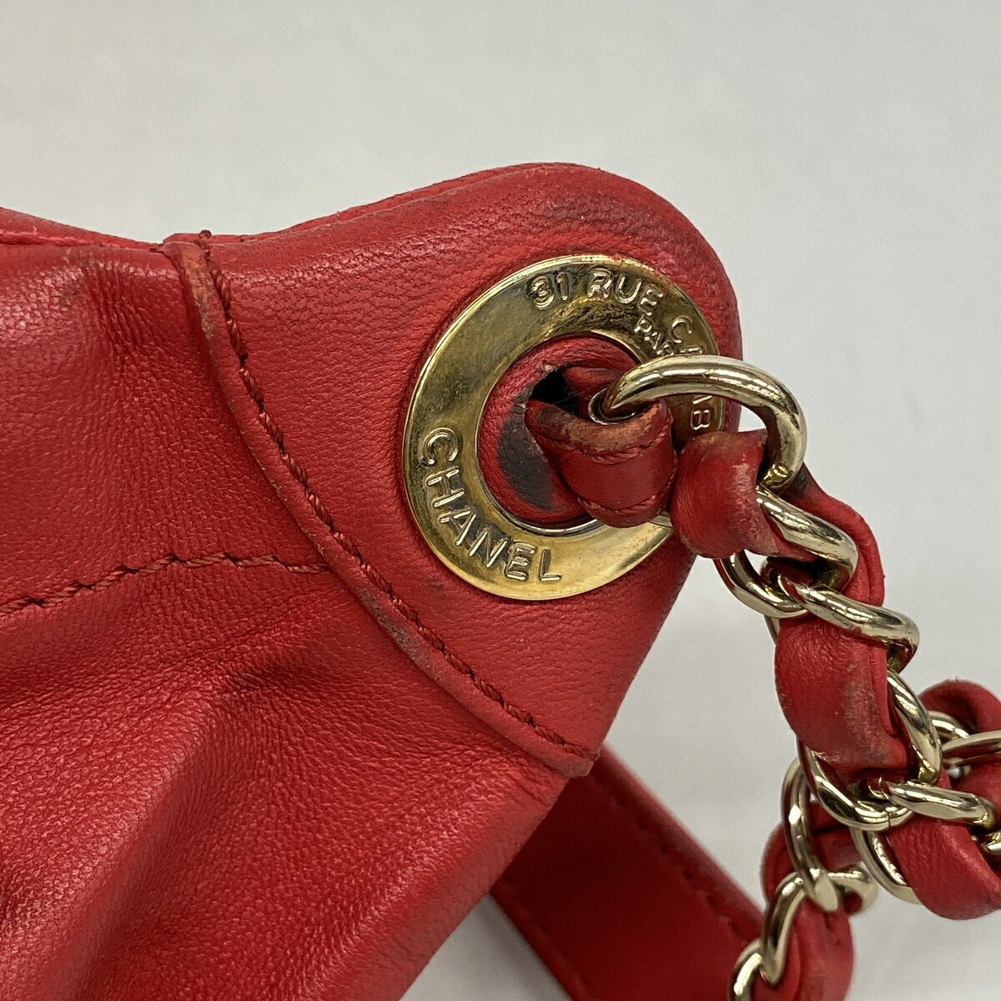 Leather Sling Bag (Pre-Owned) - Chanel - Modalova