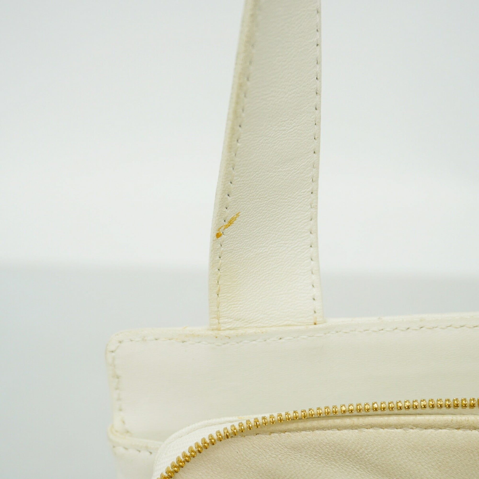 Leather Tote Bag (Pre-Owned) - Chanel - Modalova