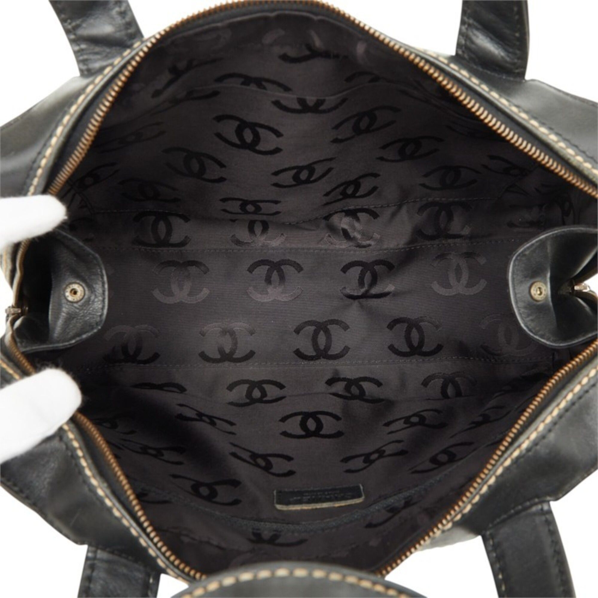 Leather Handbag Pouch (Pre-Owned) - Chanel - Modalova