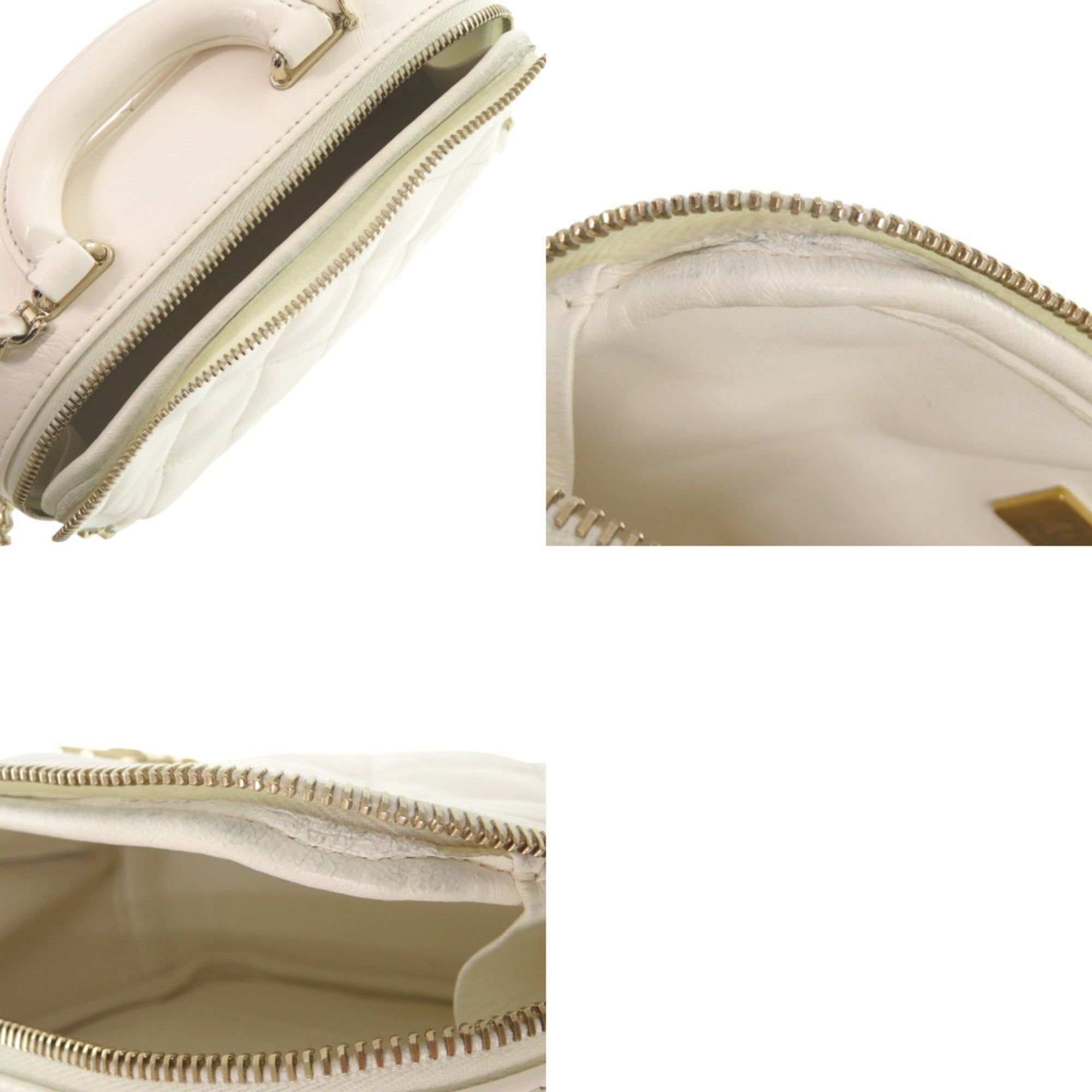 Leather Shoulder Bag (Pre-Owned) - Chanel - Modalova