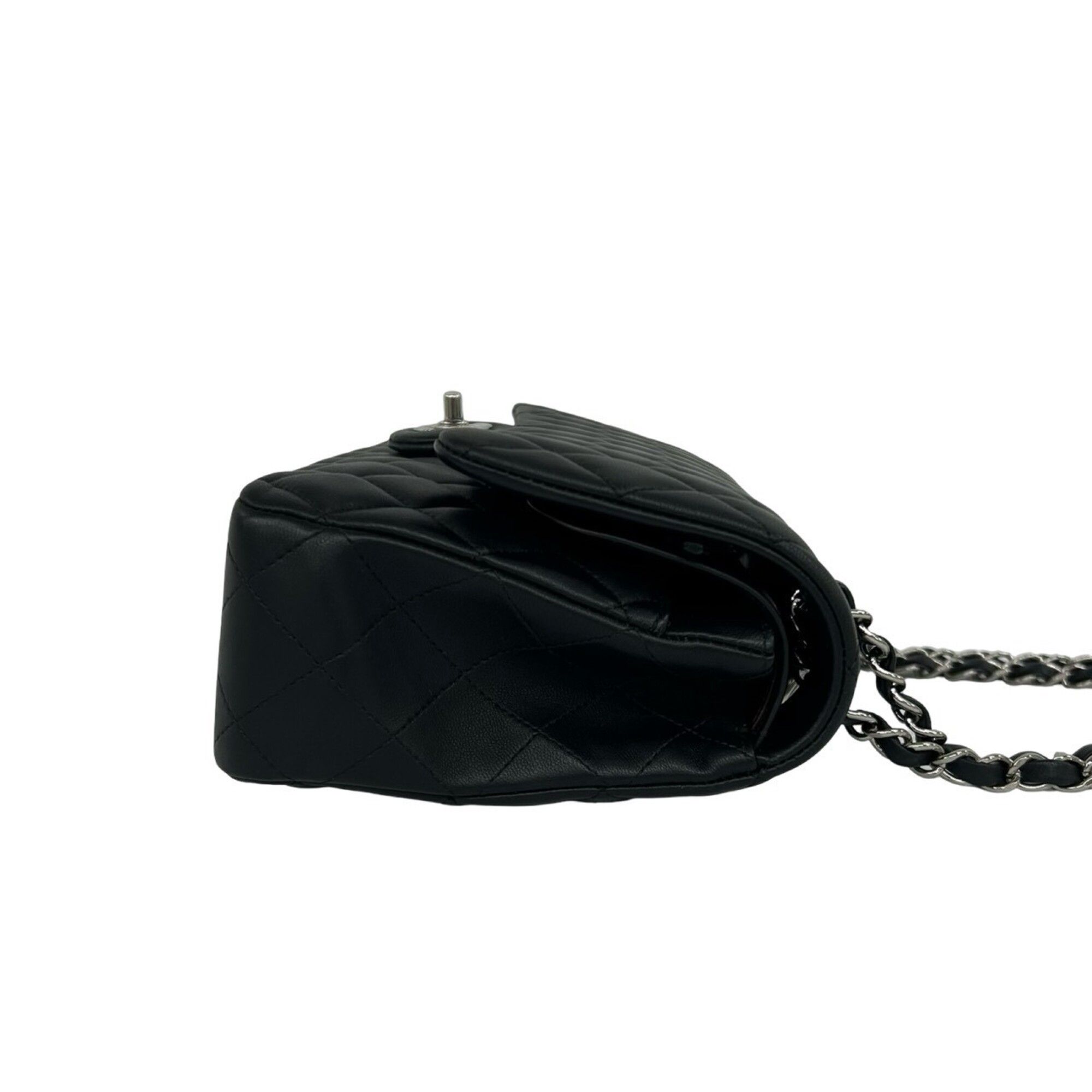 Leather Shoulder Bag (Pre-Owned) - Chanel - Modalova