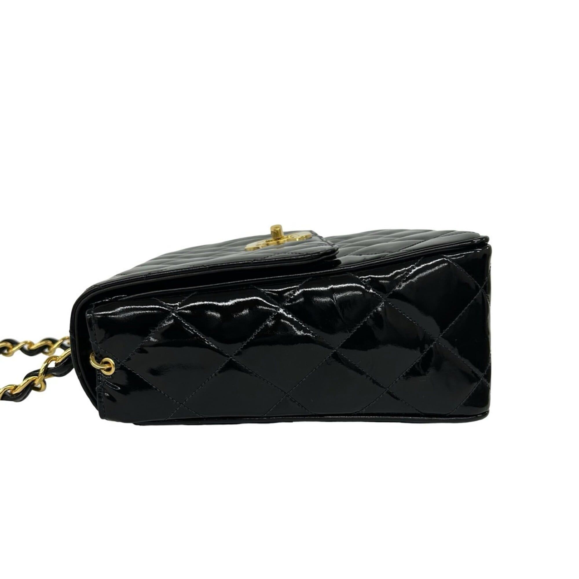 Patent Leather Shoulder Bag (Pre-Owned) - Chanel - Modalova