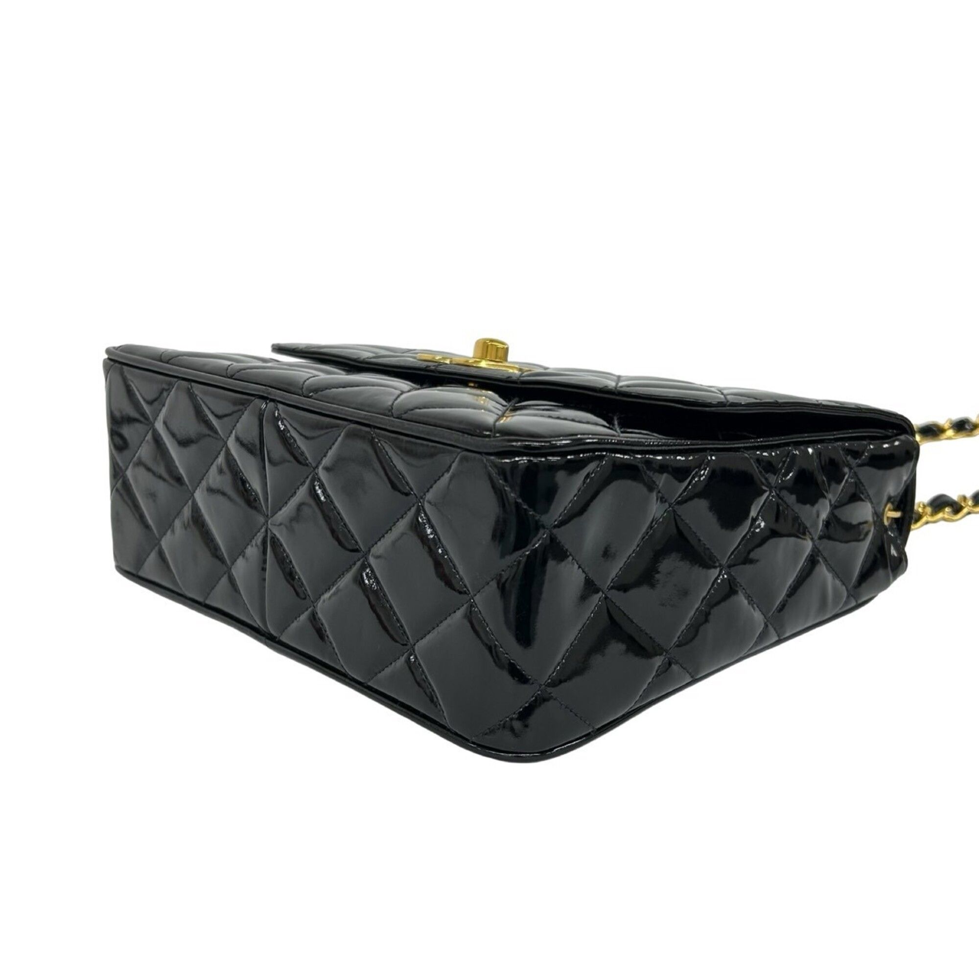 Patent Leather Shoulder Bag (Pre-Owned) - Chanel - Modalova