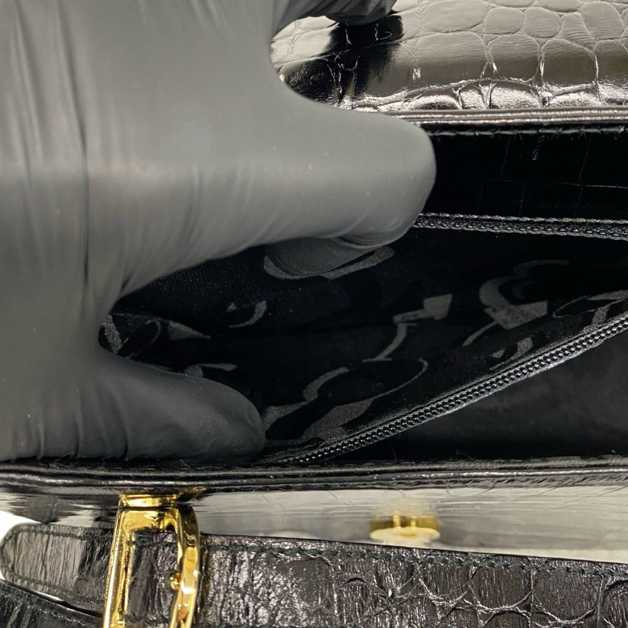 Leather Shoulder Bag (Pre-Owned) - Salvatore Ferragamo - Modalova