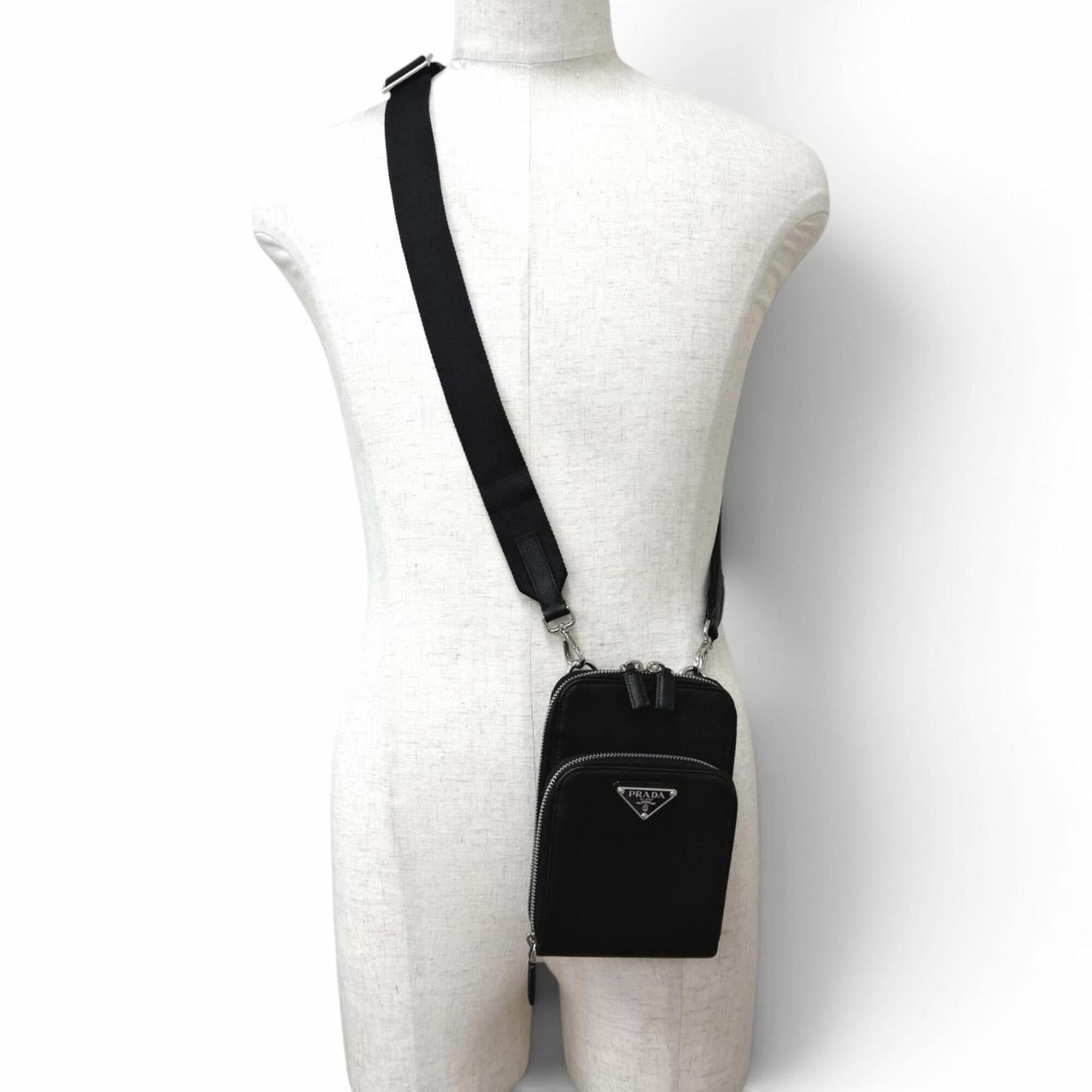Leather Shoulder Bag (Pre-Owned) - Prada - Modalova
