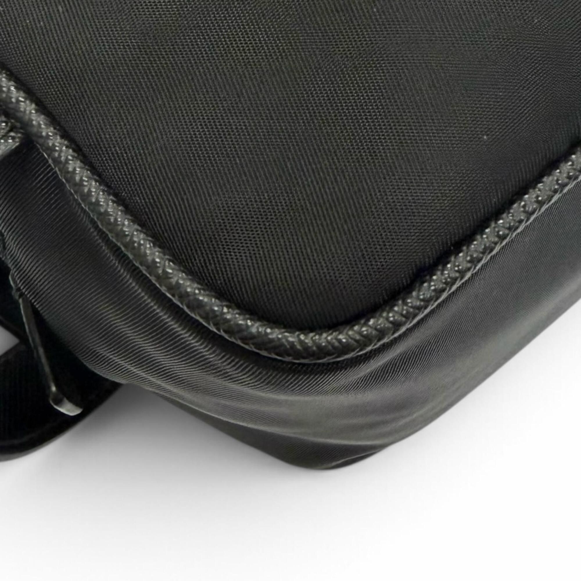 Nylon Leather Clutch Bag (Pre-Owned) - Prada - Modalova