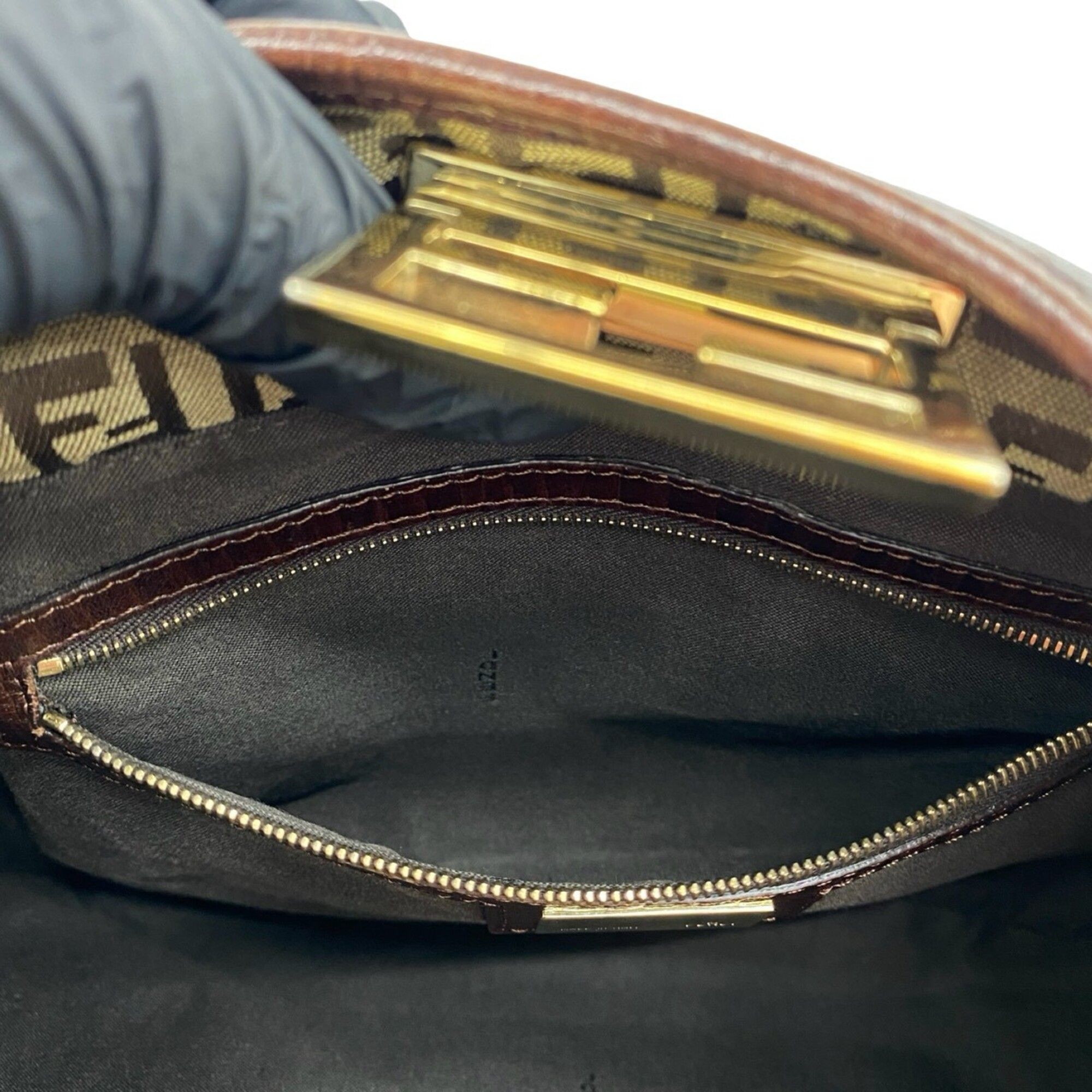 Leather Canvas Shoulder Bag (Pre-Owned) - Fendi - Modalova