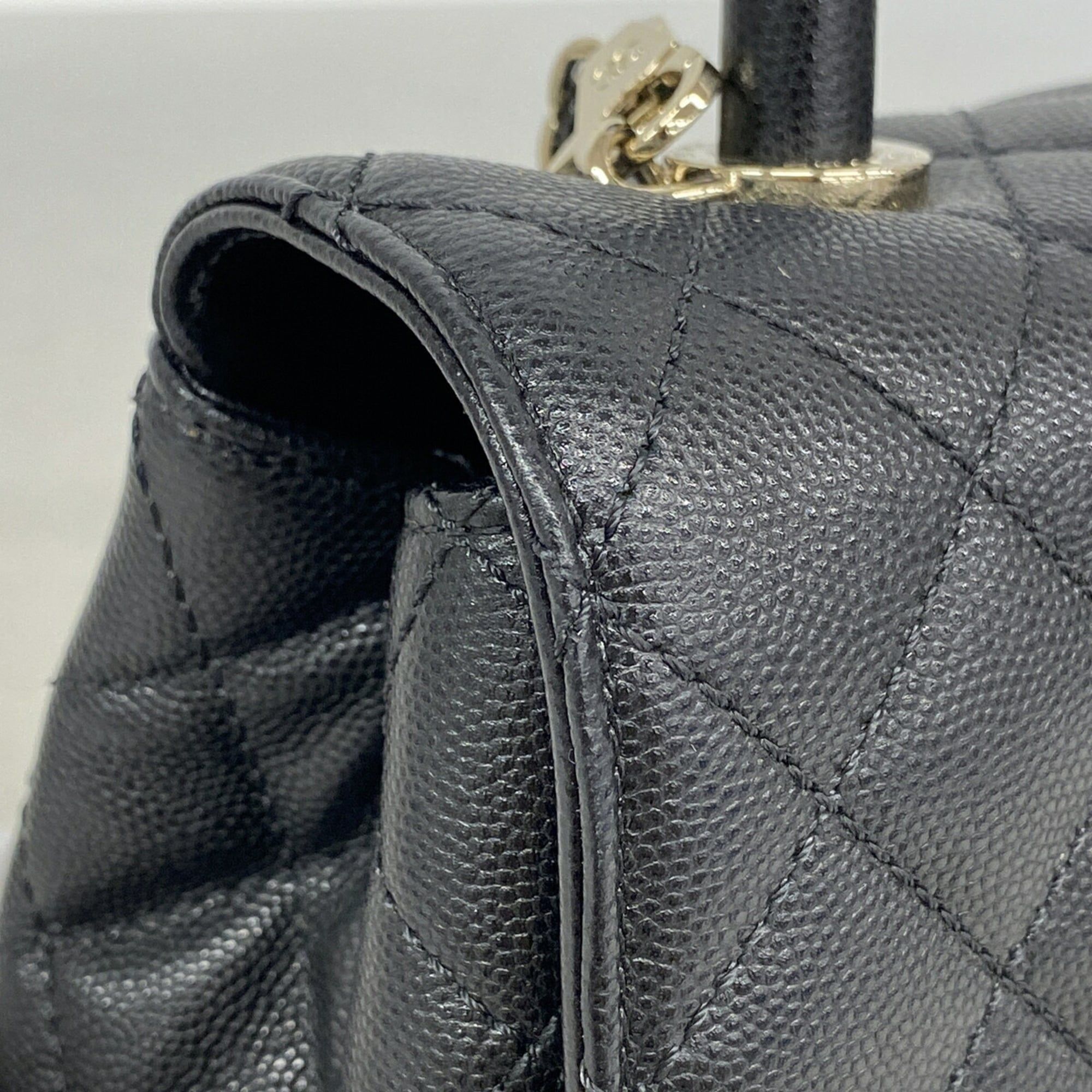 Grained Calfskin Handbag (Pre-Owned) - Chanel - Modalova