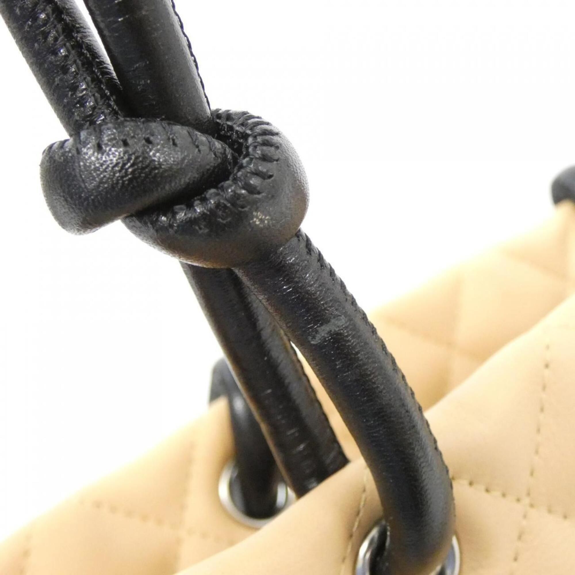 Leather Handbag (Pre-Owned) - Chanel - Modalova
