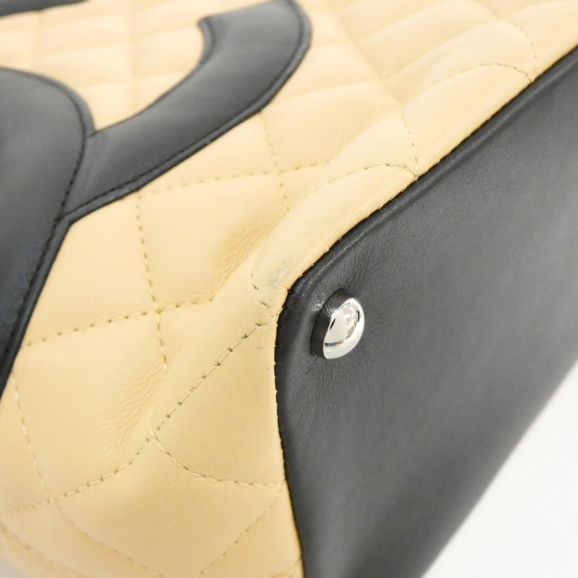 Leather Handbag (Pre-Owned) - Chanel - Modalova
