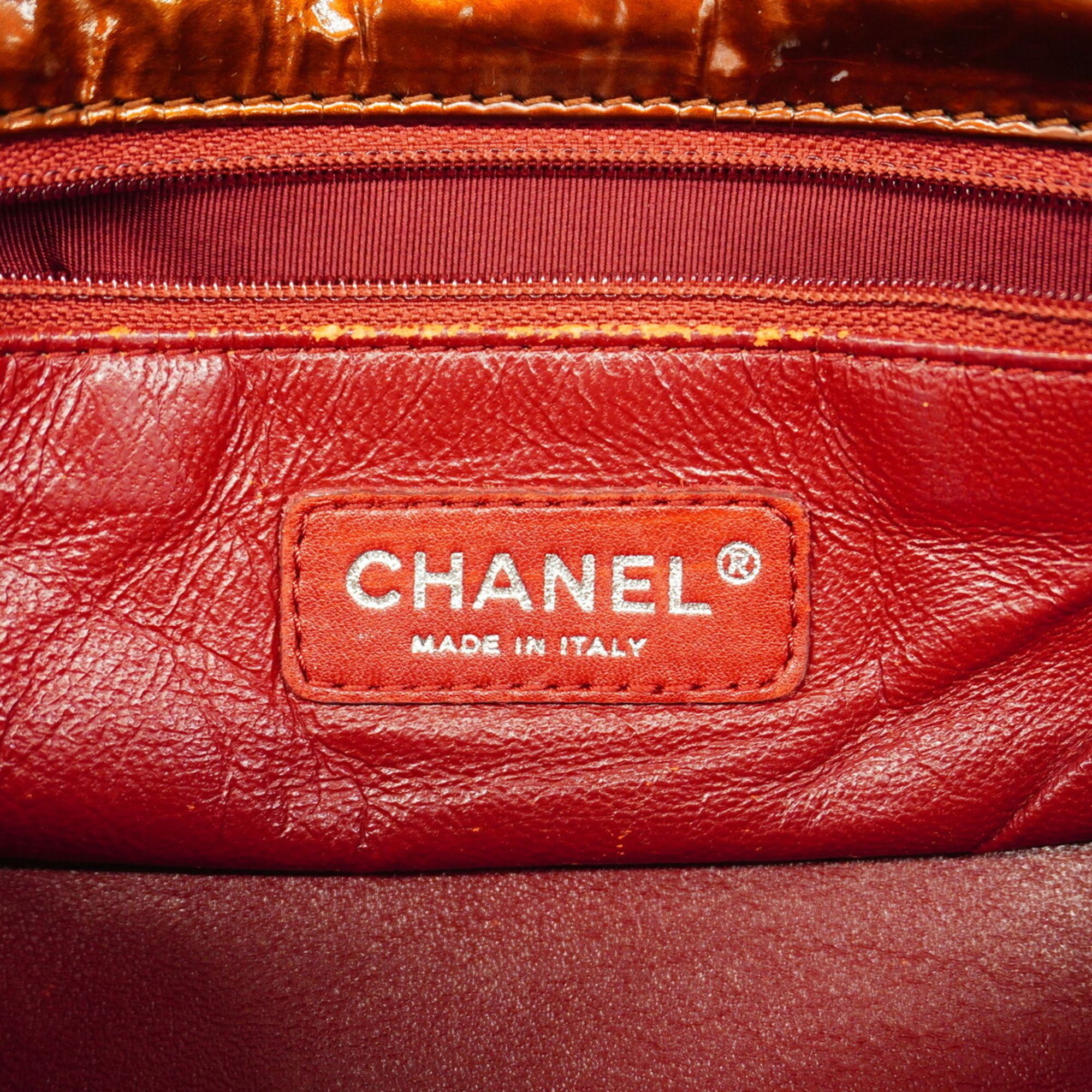 Patent Leather Shoulder Bag (Pre-Owned) - Chanel - Modalova