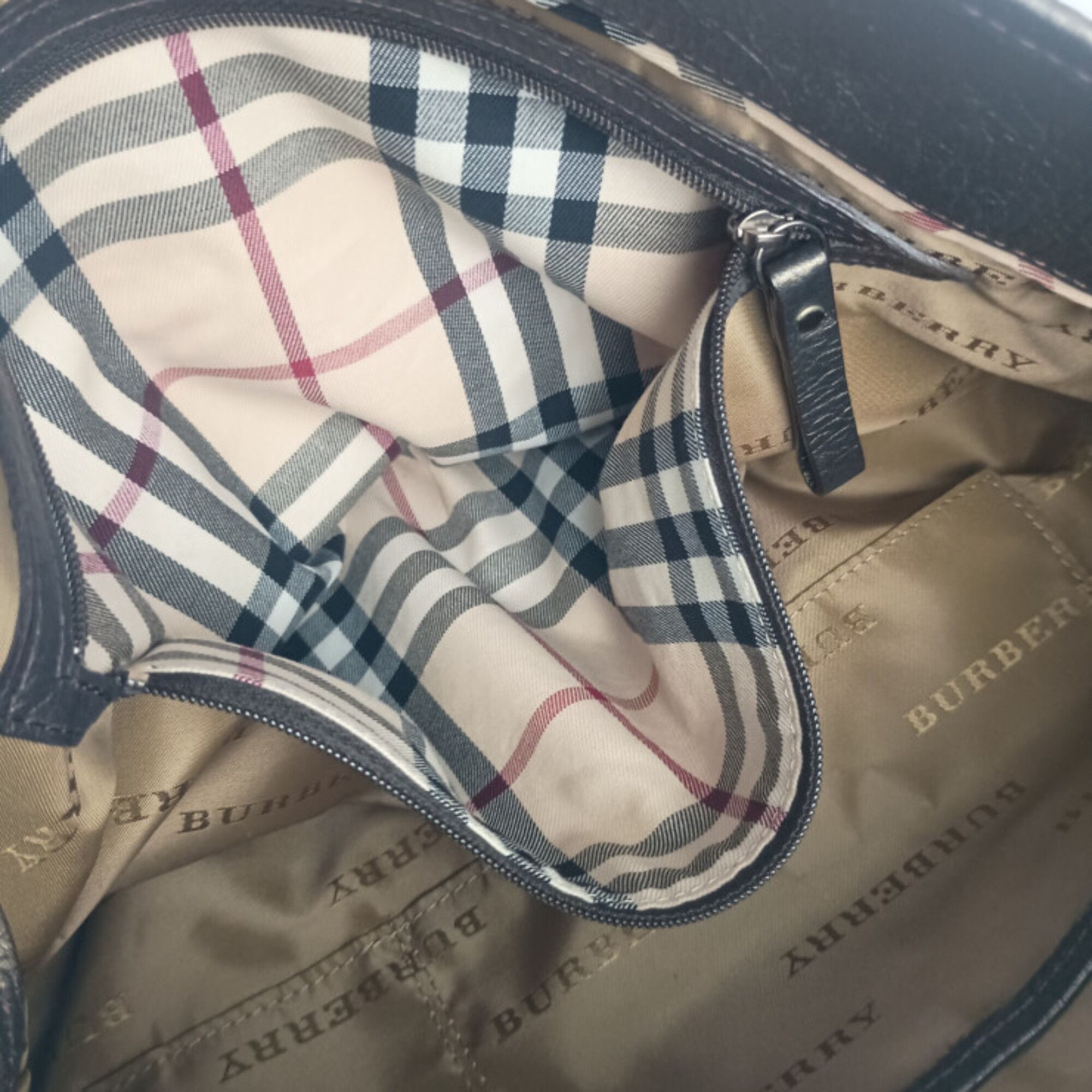 Nylon Leather Handbag Shoulder Bag (Pre-Owned) - Burberry - Modalova