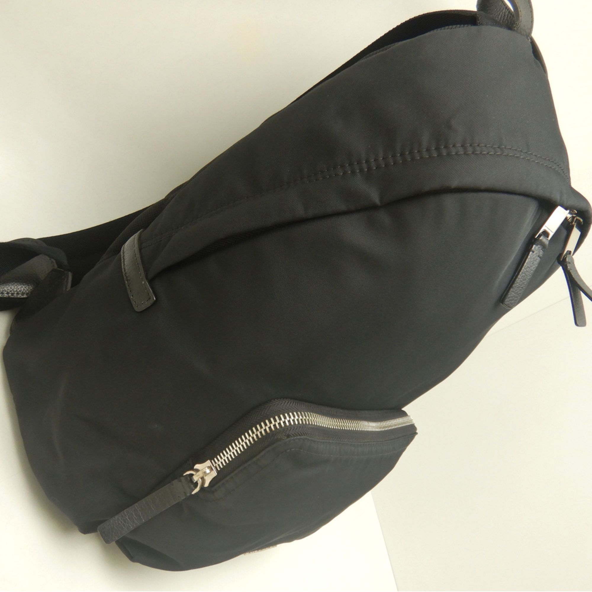 Nylon Backpack (Pre-Owned) - Burberry - Modalova