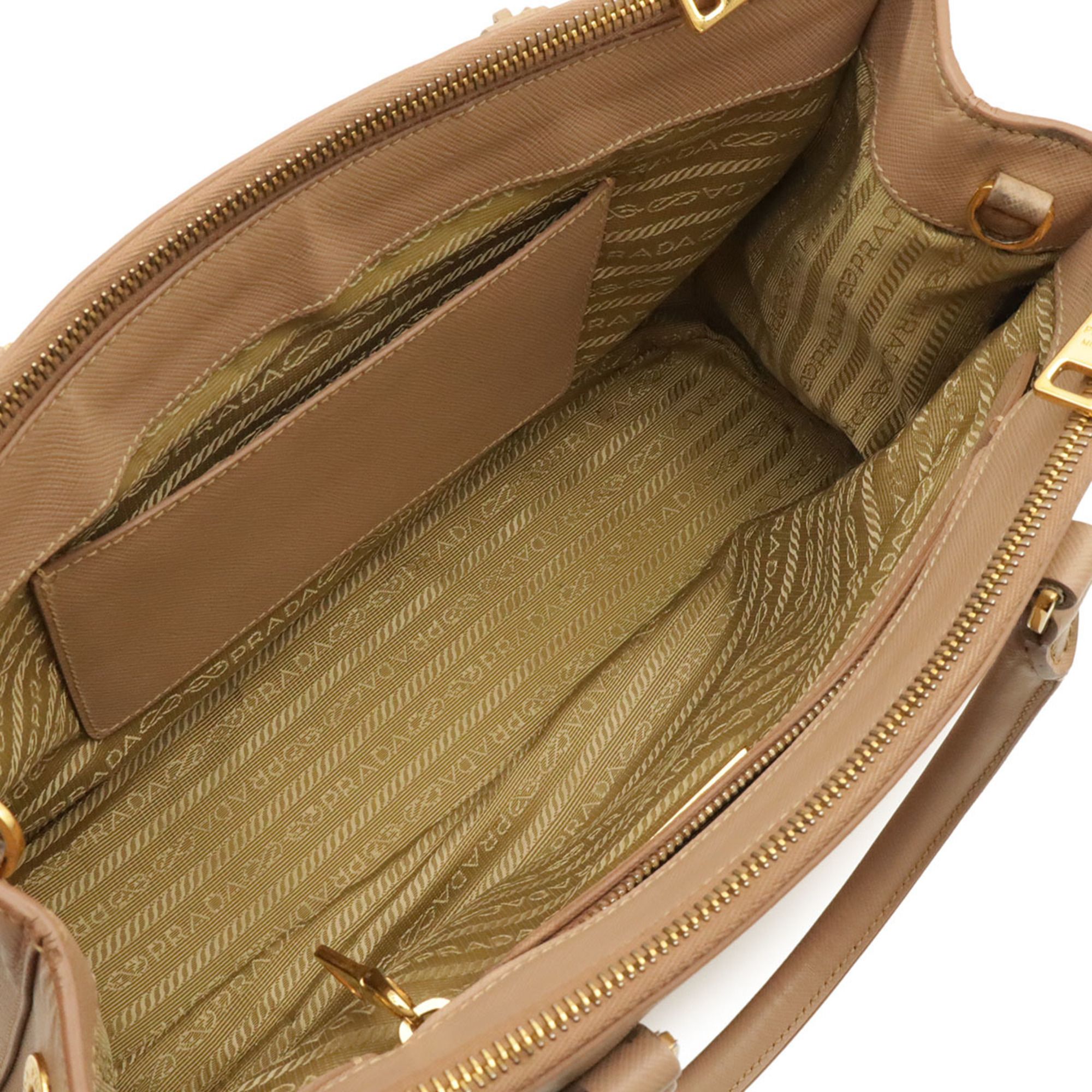 Leather Shoulder Bag (Pre-Owned) - Prada - Modalova