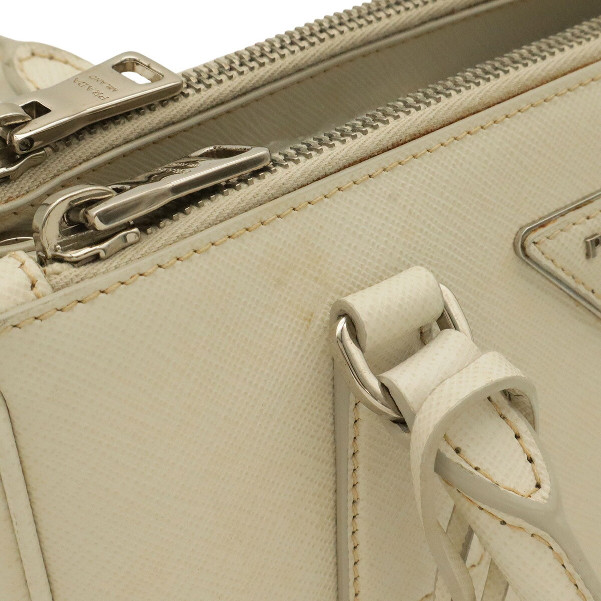 Leather Handbag Shoulder Bag (Pre-Owned) - Prada - Modalova