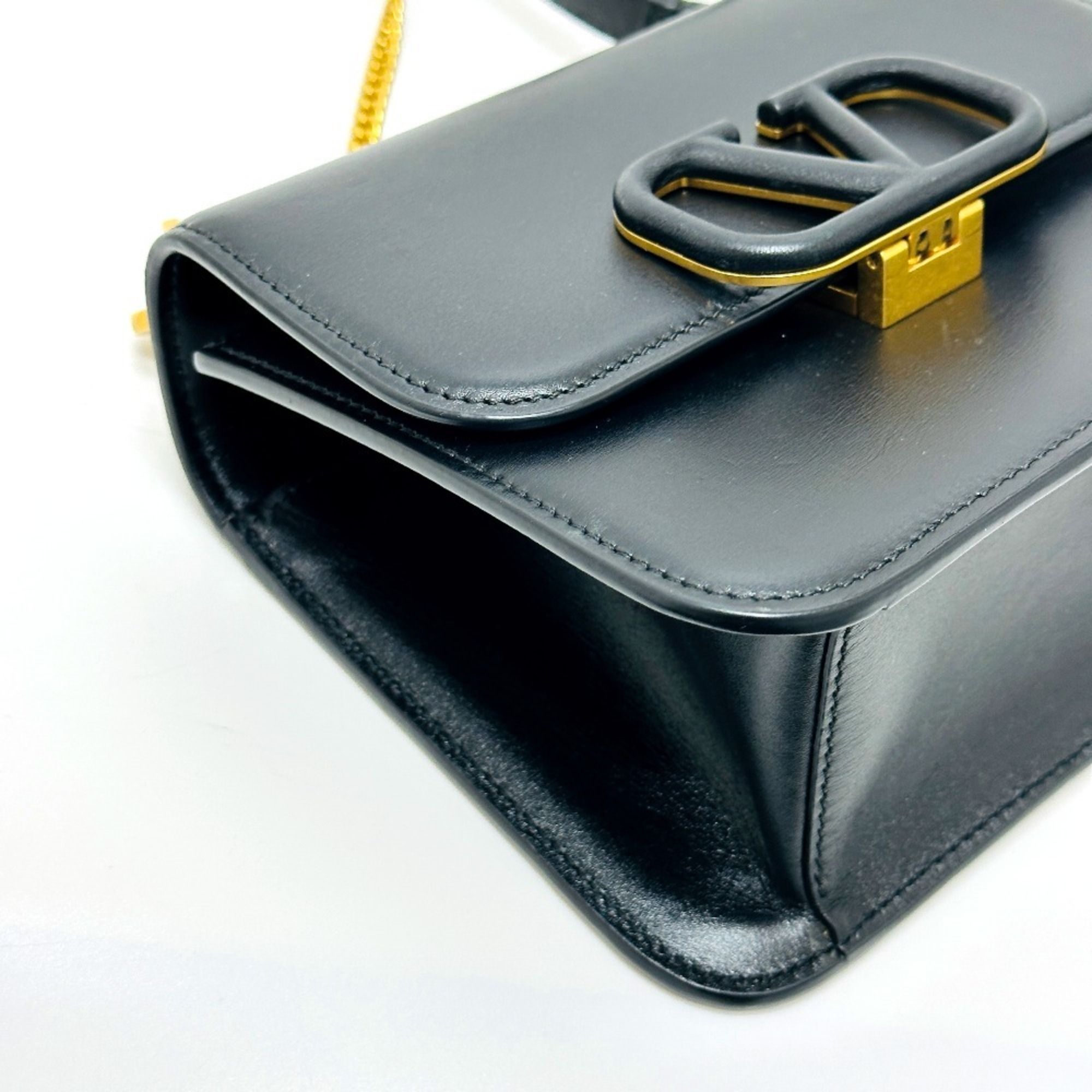 Leather Shoulder Bag (Pre-Owned) - Valentino - Modalova