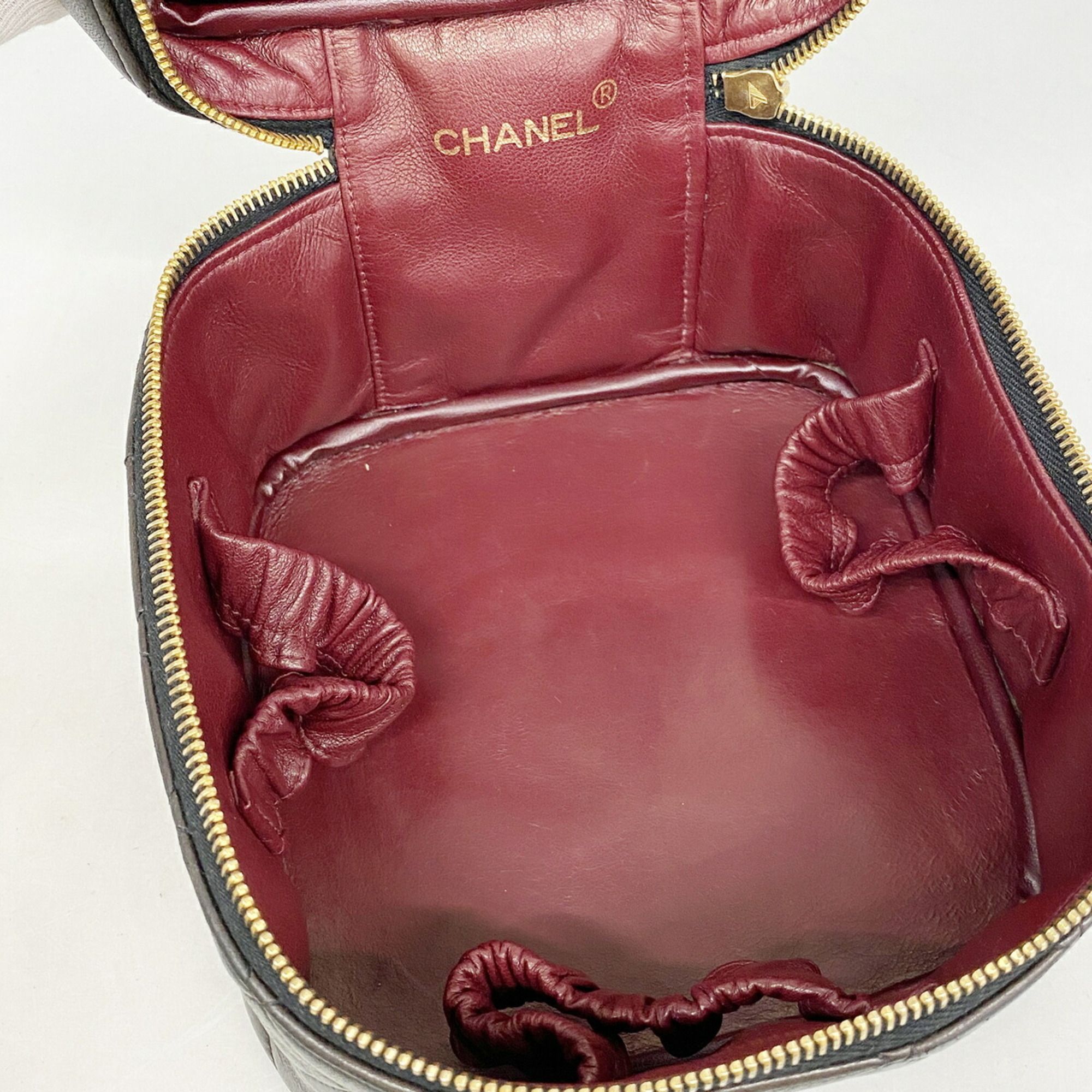 Leather Vanity Bag (Pre-Owned) - Chanel - Modalova