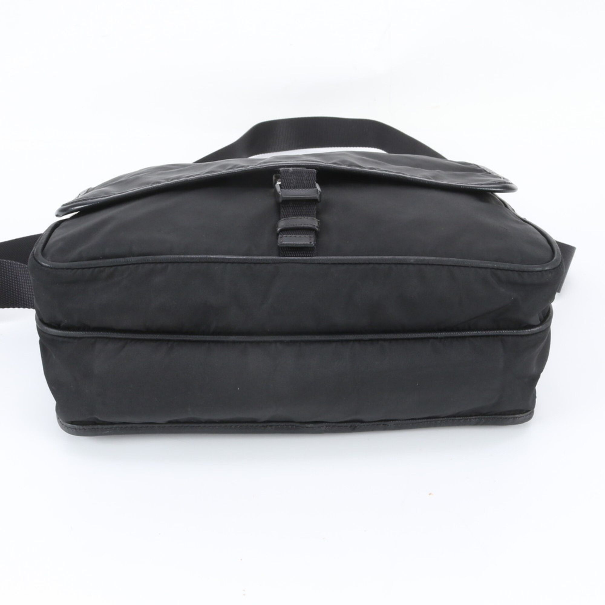 Leather Nylon Messenger Bag Shoulder Bag (Pre-Owned) - Prada - Modalova