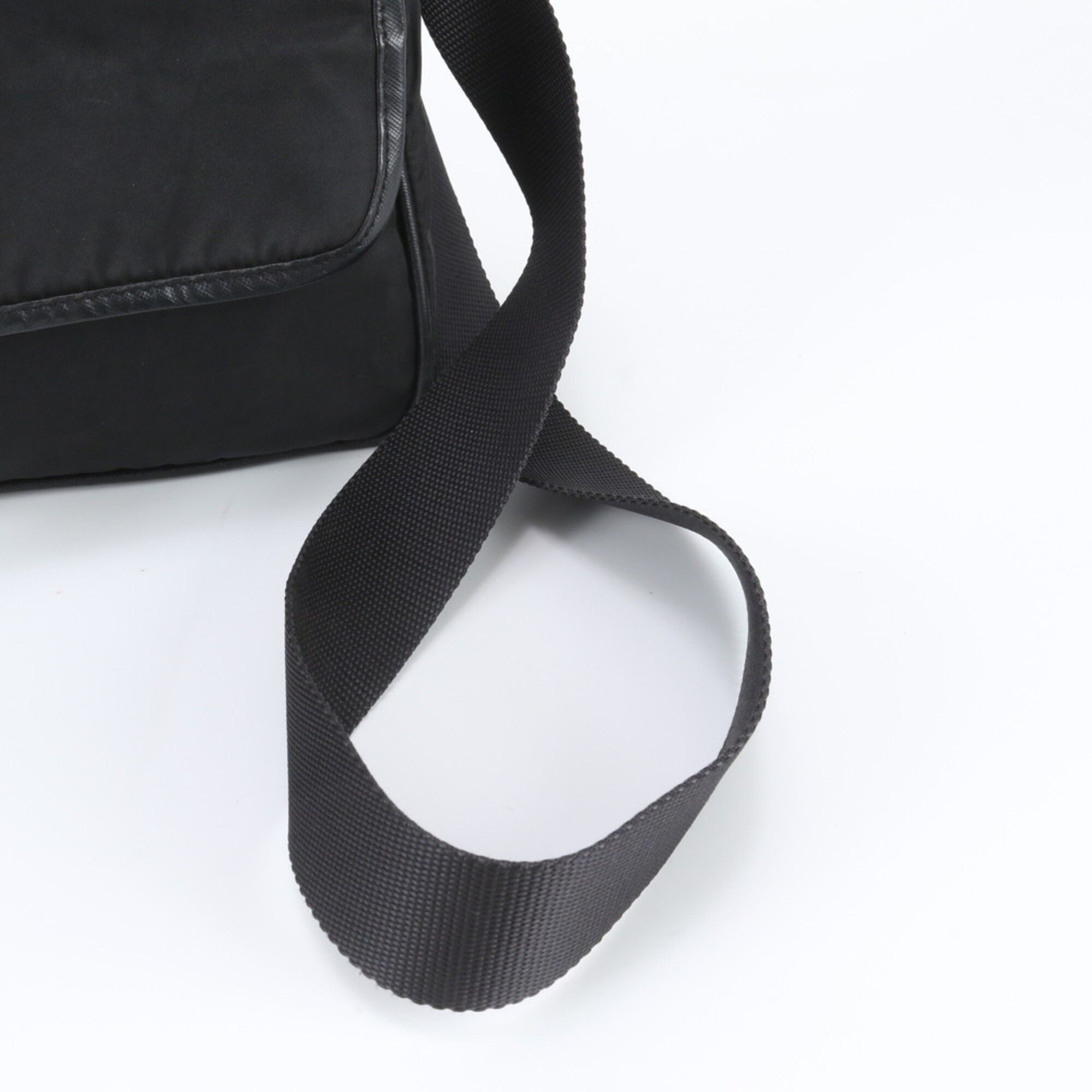 Leather Nylon Messenger Bag Shoulder Bag (Pre-Owned) - Prada - Modalova