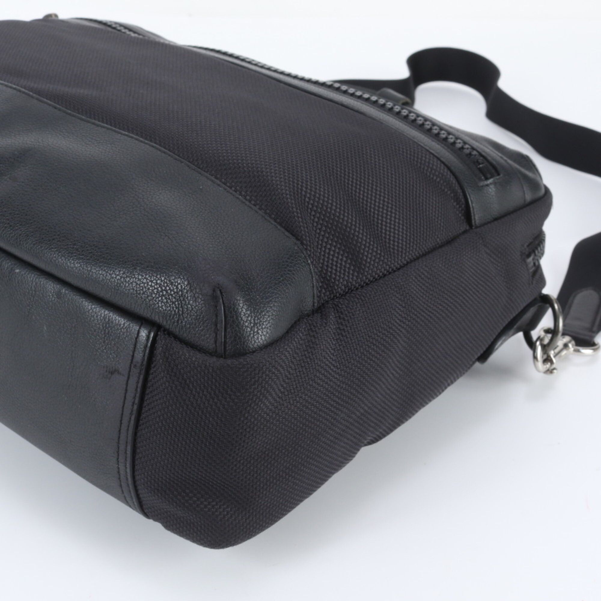 Leather Nylon Shoulder Bag (Pre-Owned) - Coach - Modalova