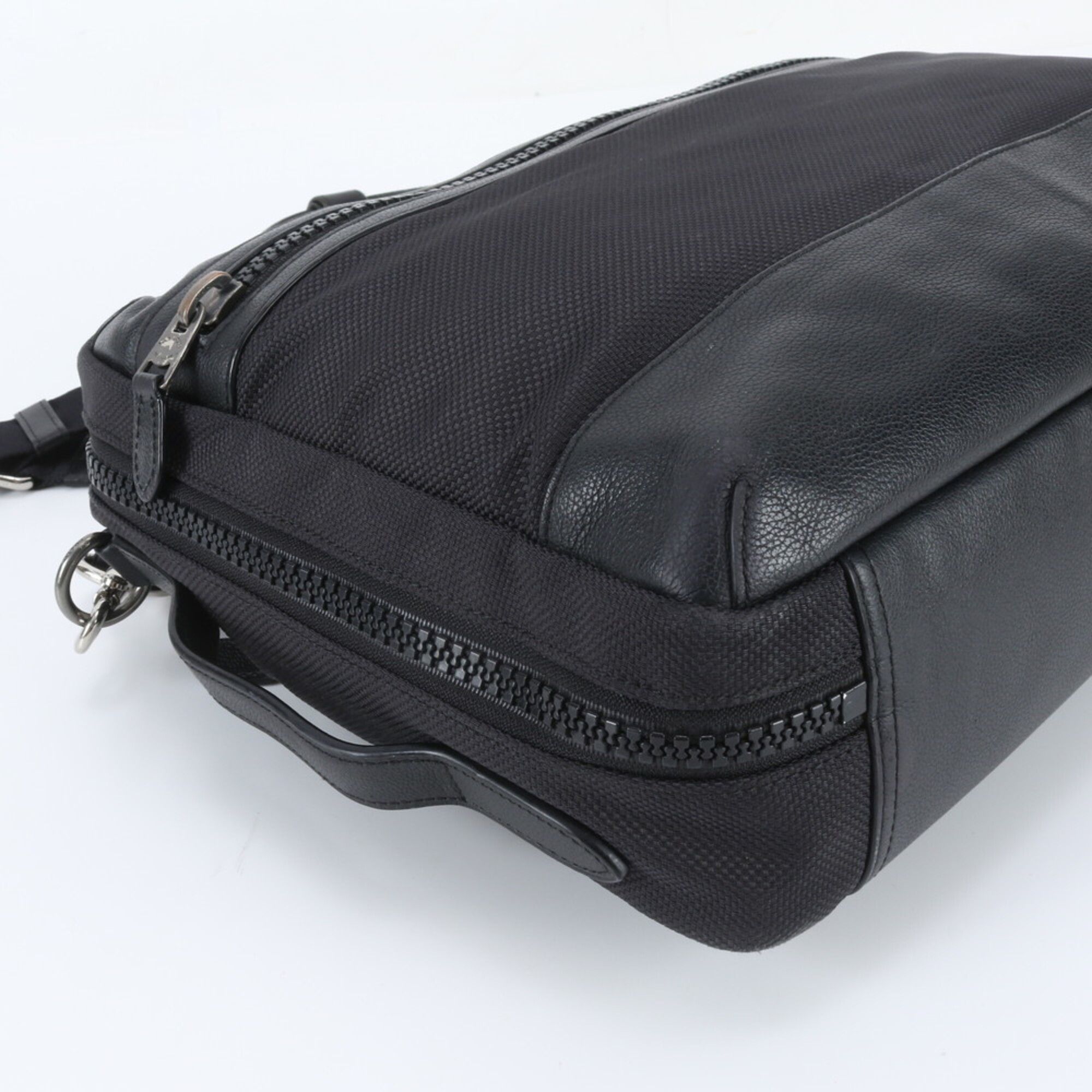 Leather Nylon Shoulder Bag (Pre-Owned) - Coach - Modalova