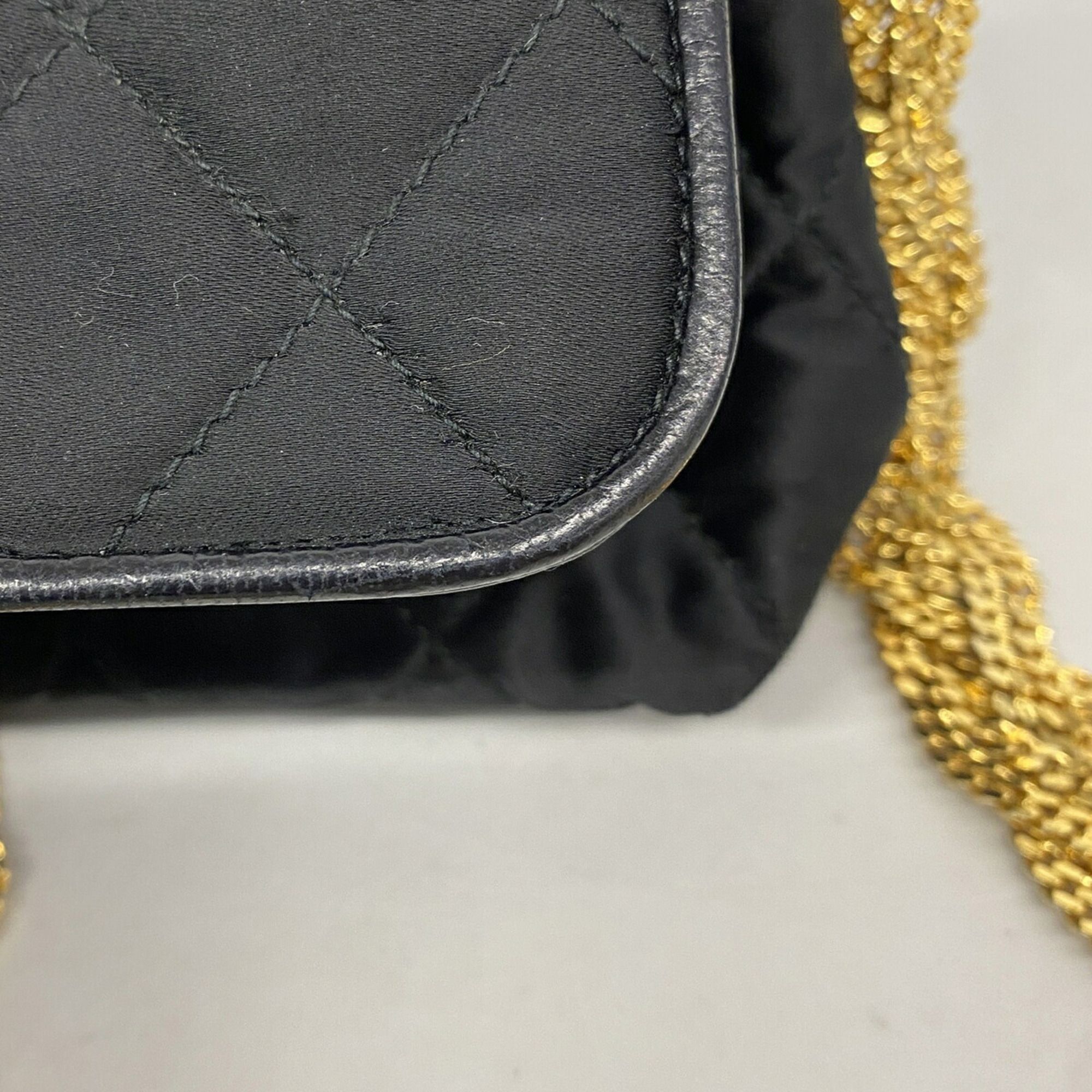 Nylon Shoulder Bag (Pre-Owned) - Chanel - Modalova