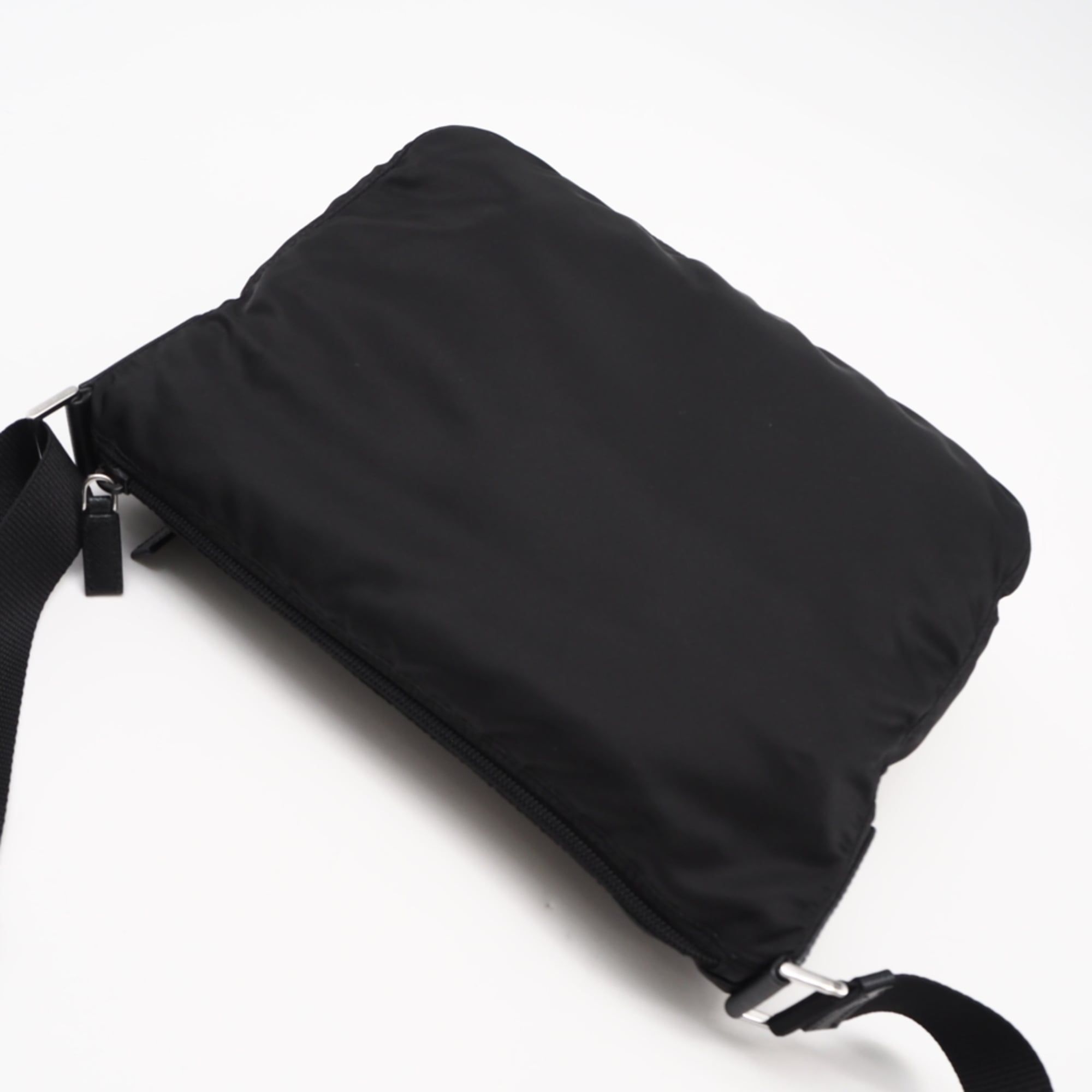 Saffiano Nylon Leather Shoulder Bag (Pre-Owned) - Prada - Modalova